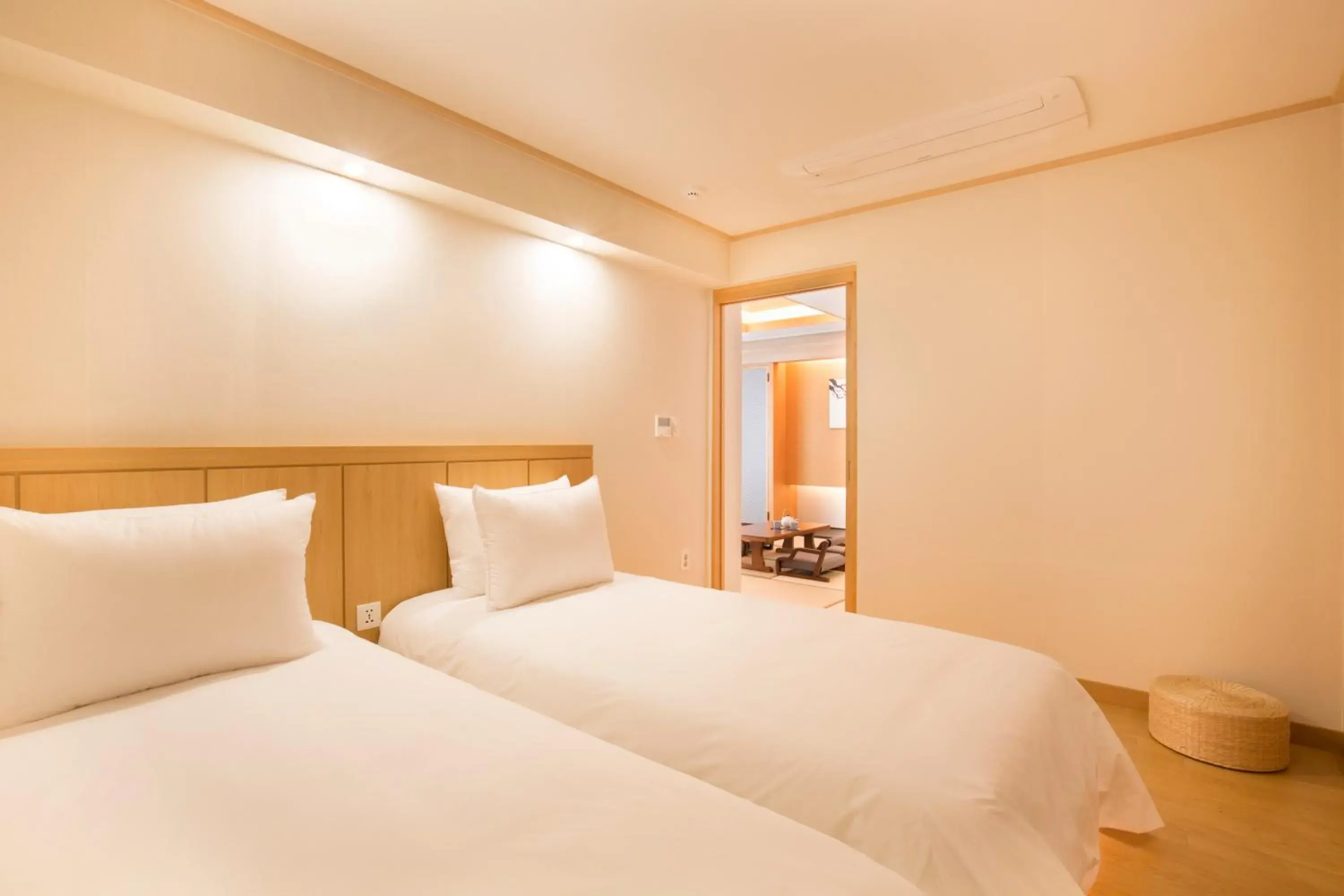 Bed in Tomonoya Ryokan Geoje Bed in Tomonoya Ryokan Geoje