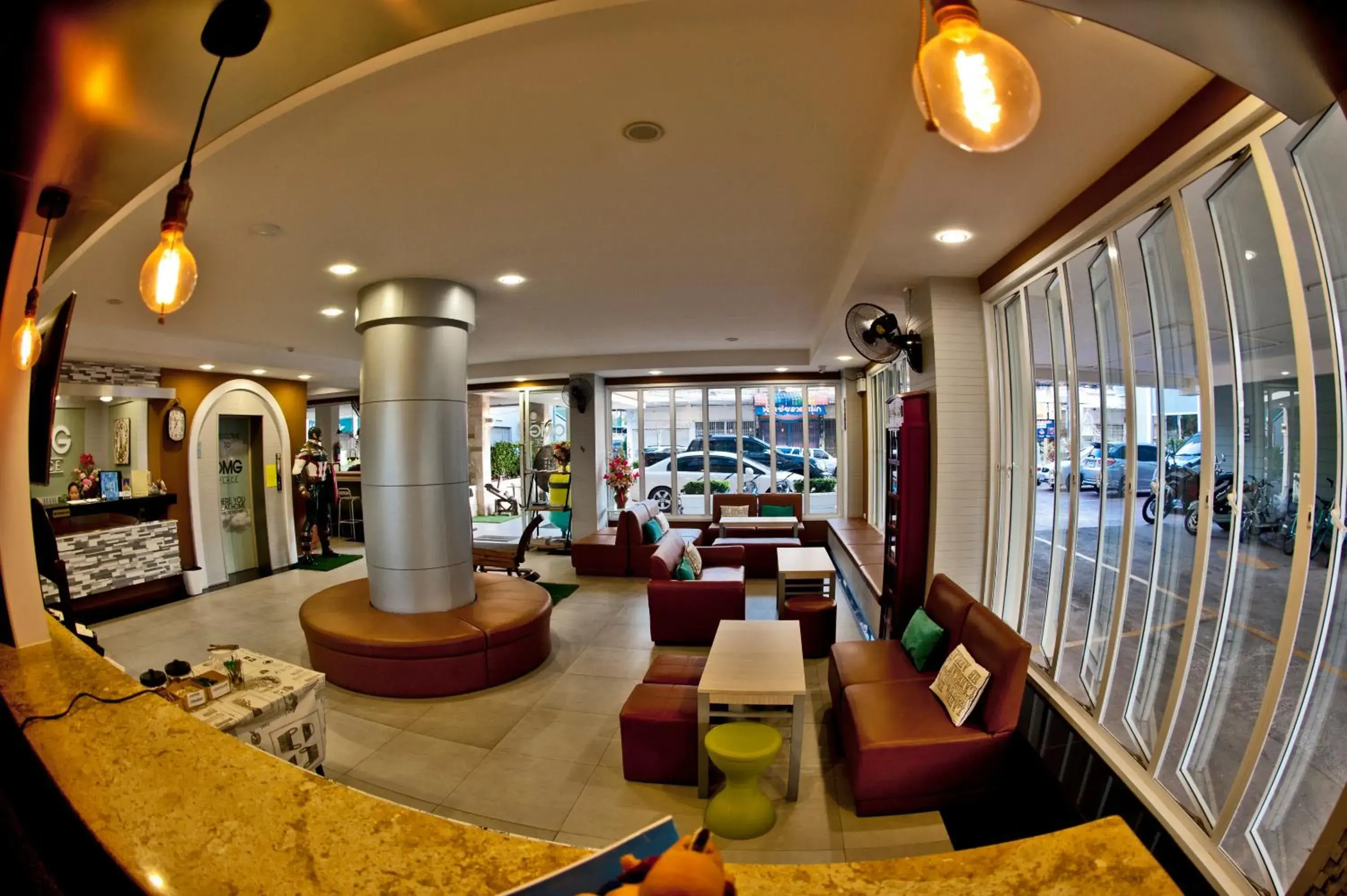 Property building in OMG Hotel Property building in OMG Hotel