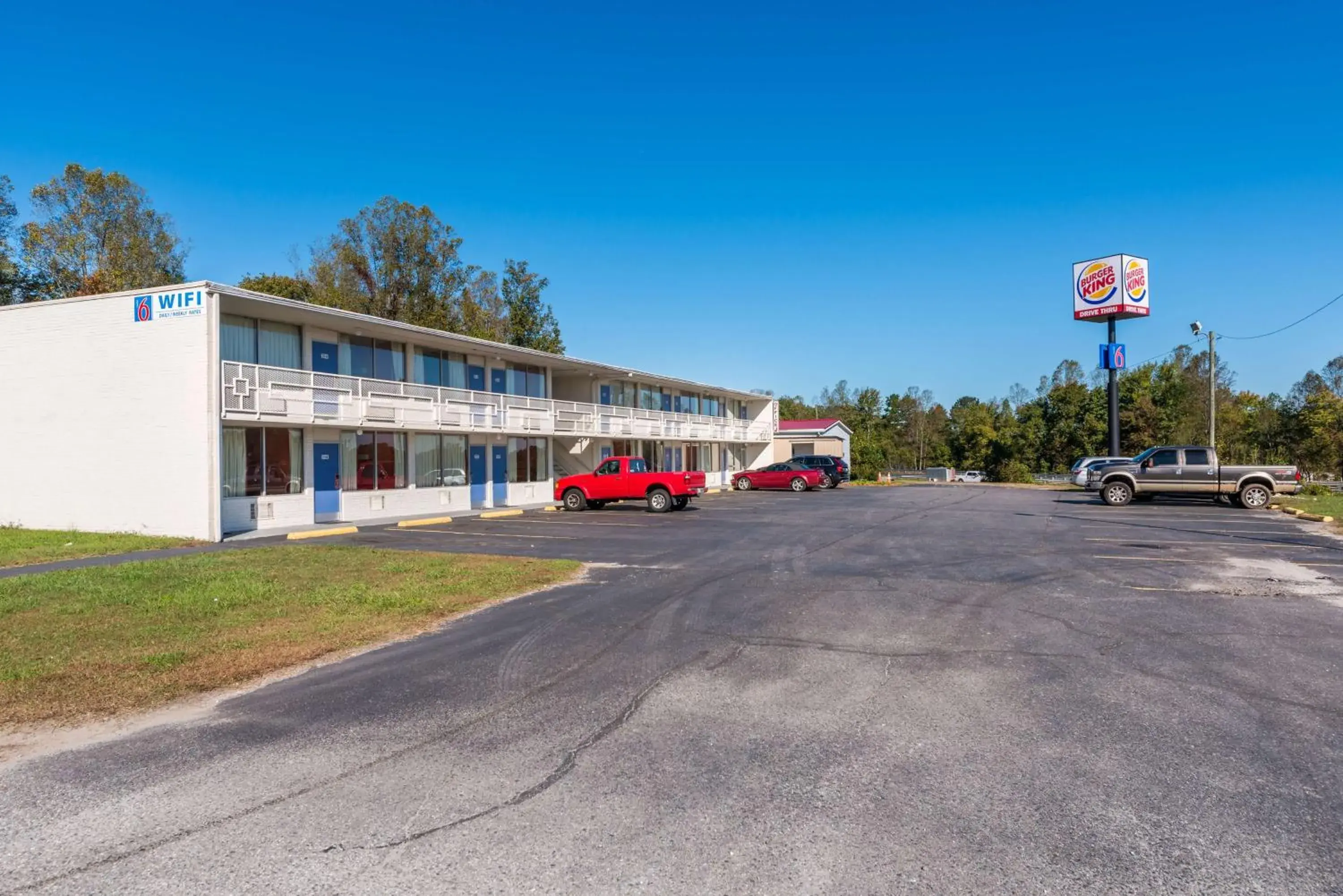 Property building in Motel 6-Connellys Springs, NC Property building in Motel 6-Connellys Springs, NC