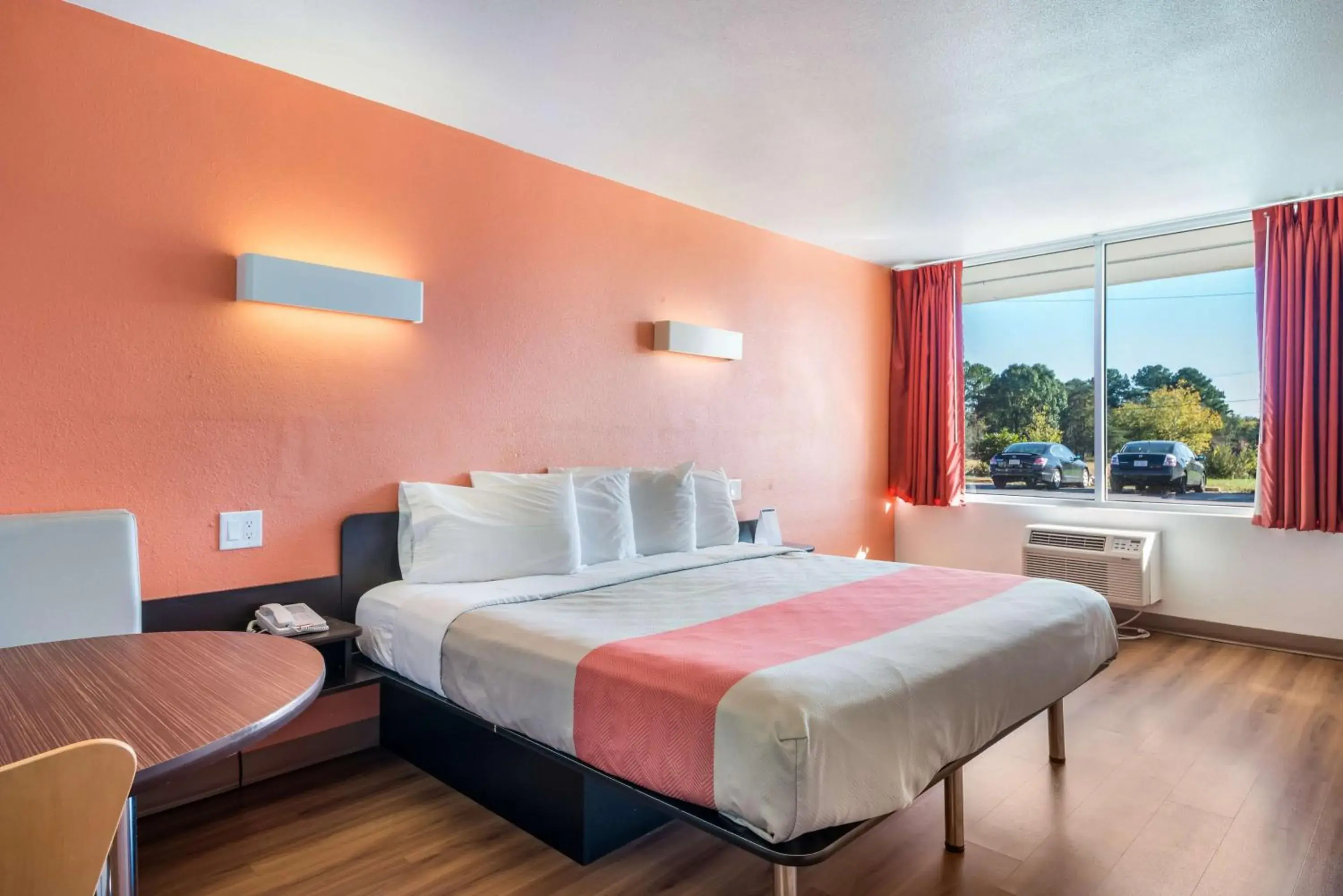 Photo of the whole room, Bed in Motel 6-Connellys Springs, NC Photo of the whole room, Bed in Motel 6-Connellys Springs, NC