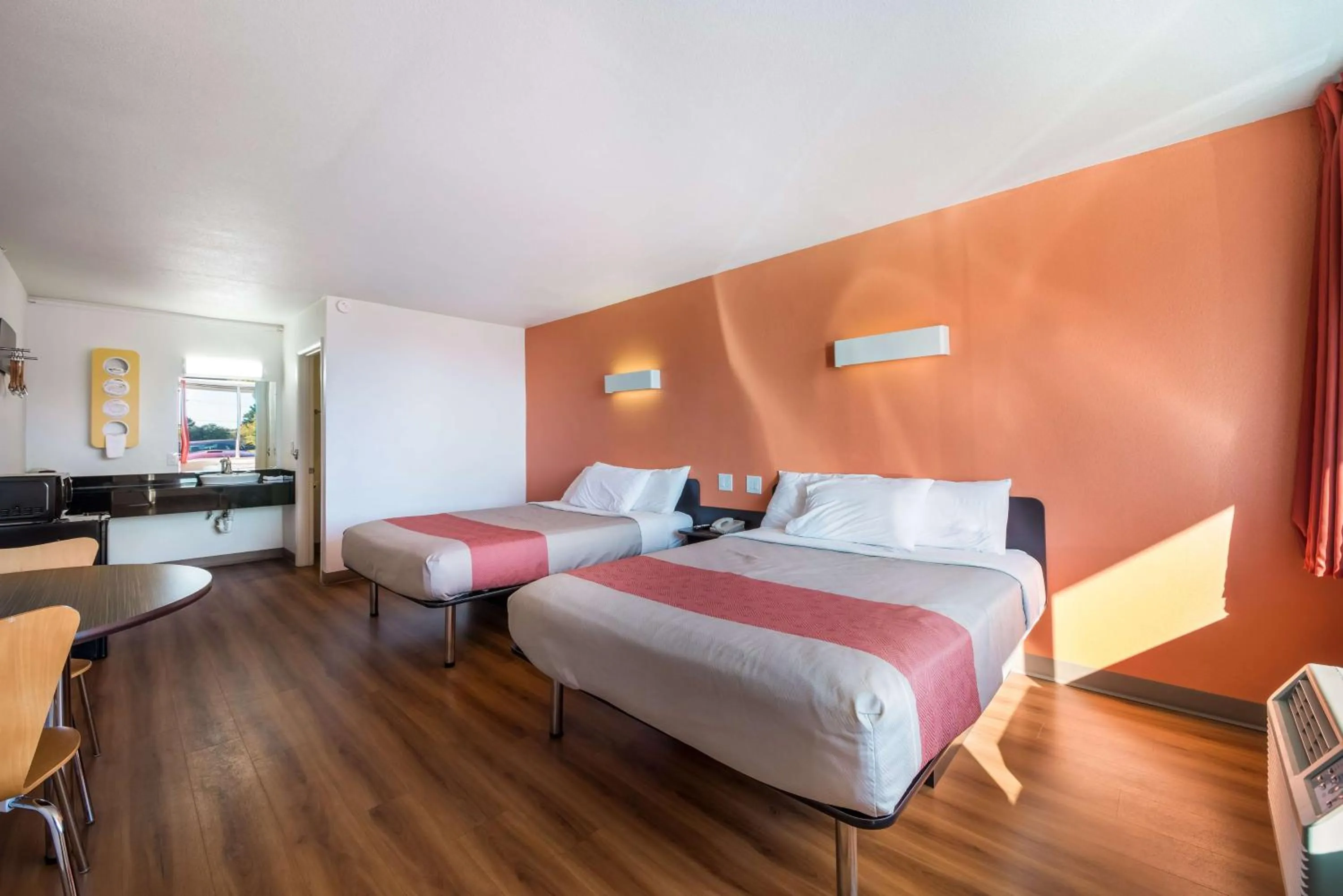 Photo of the whole room, Bed in Motel 6-Connellys Springs, NC