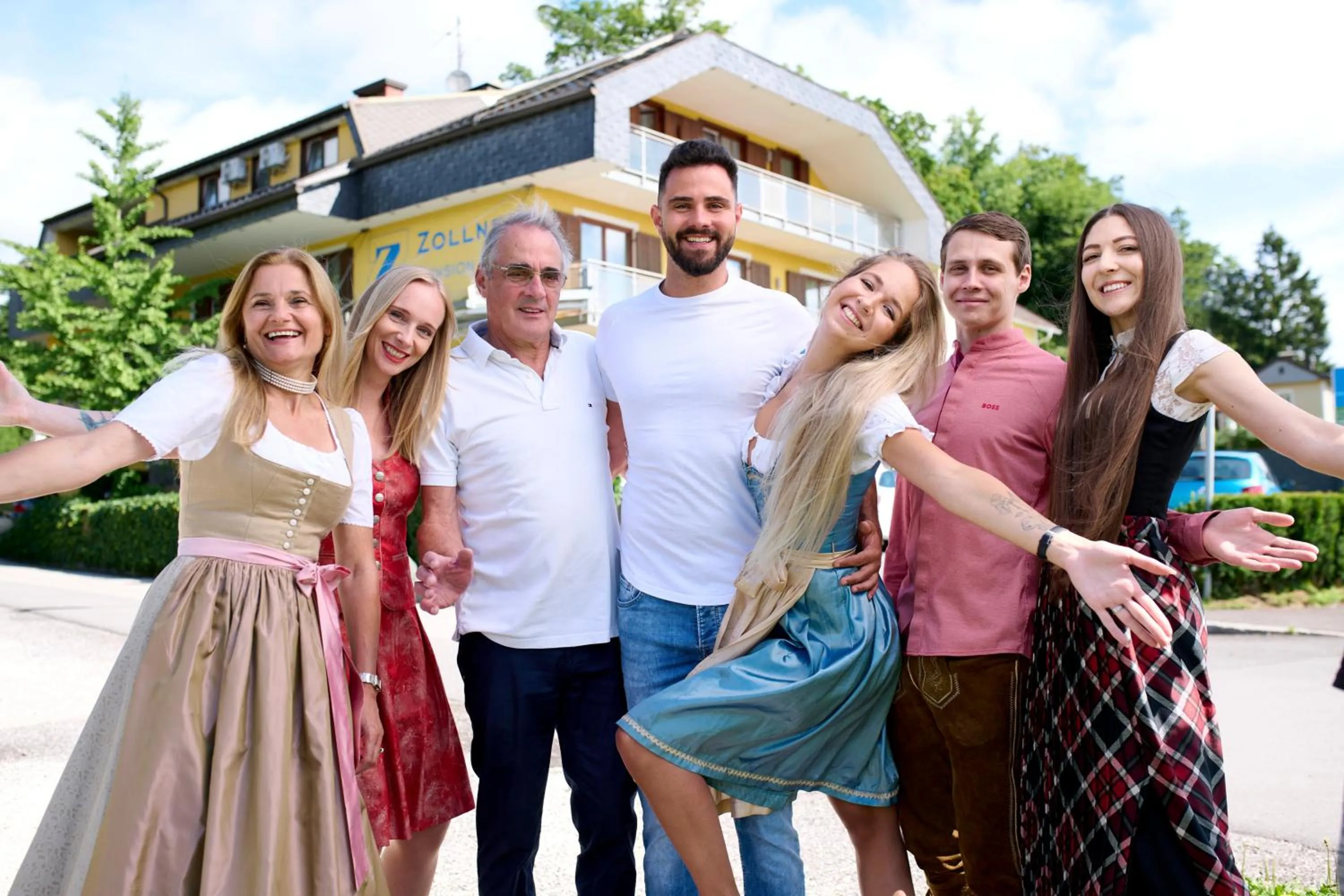 Family in Pension - Ferienwohnungen Zollner