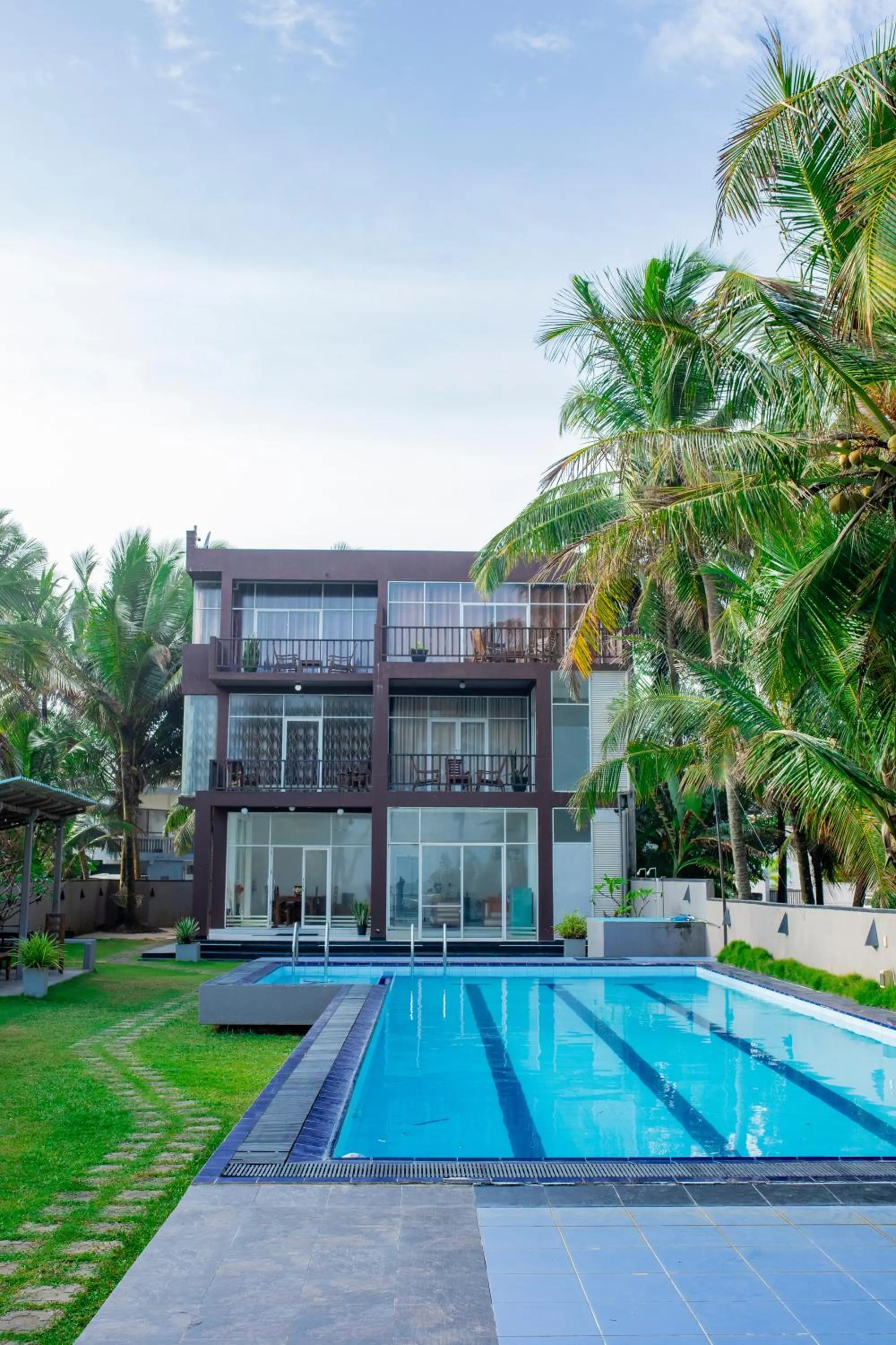Property building in Ocean Villa Den