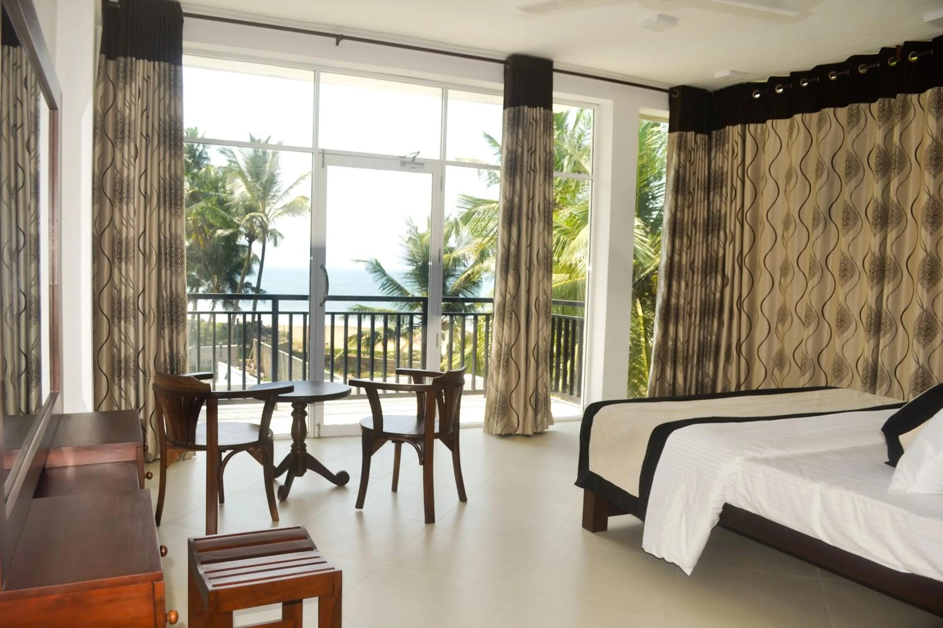Bedroom, Bed in Ocean Villa Den
