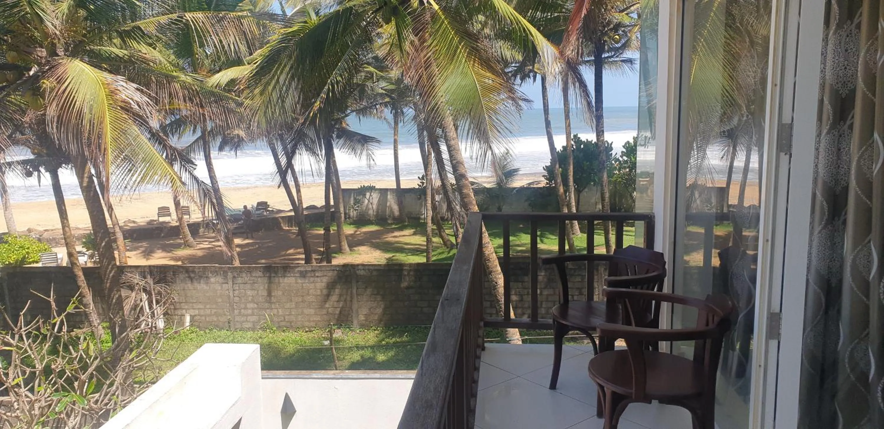 Day in Ocean Villa Den