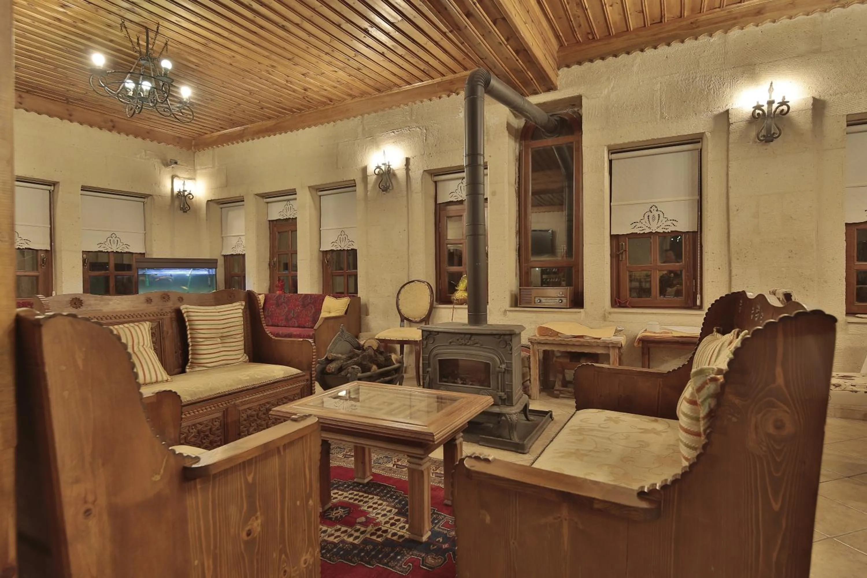 Communal lounge/ TV room in Yusuf Yigitoglu Konagi - Special Category