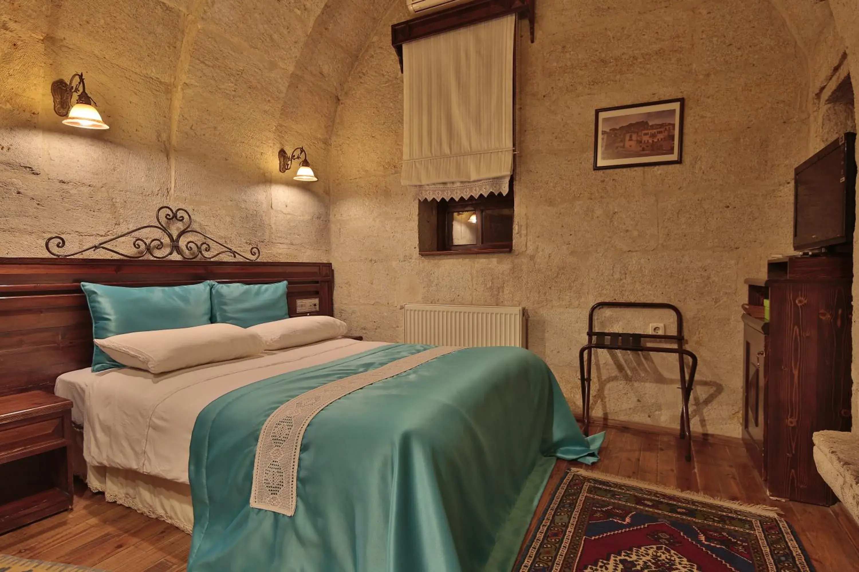 Other, Bed in Yusuf Yigitoglu Konagi - Special Category Other, Bed in Yusuf Yigitoglu Konagi - Special Category