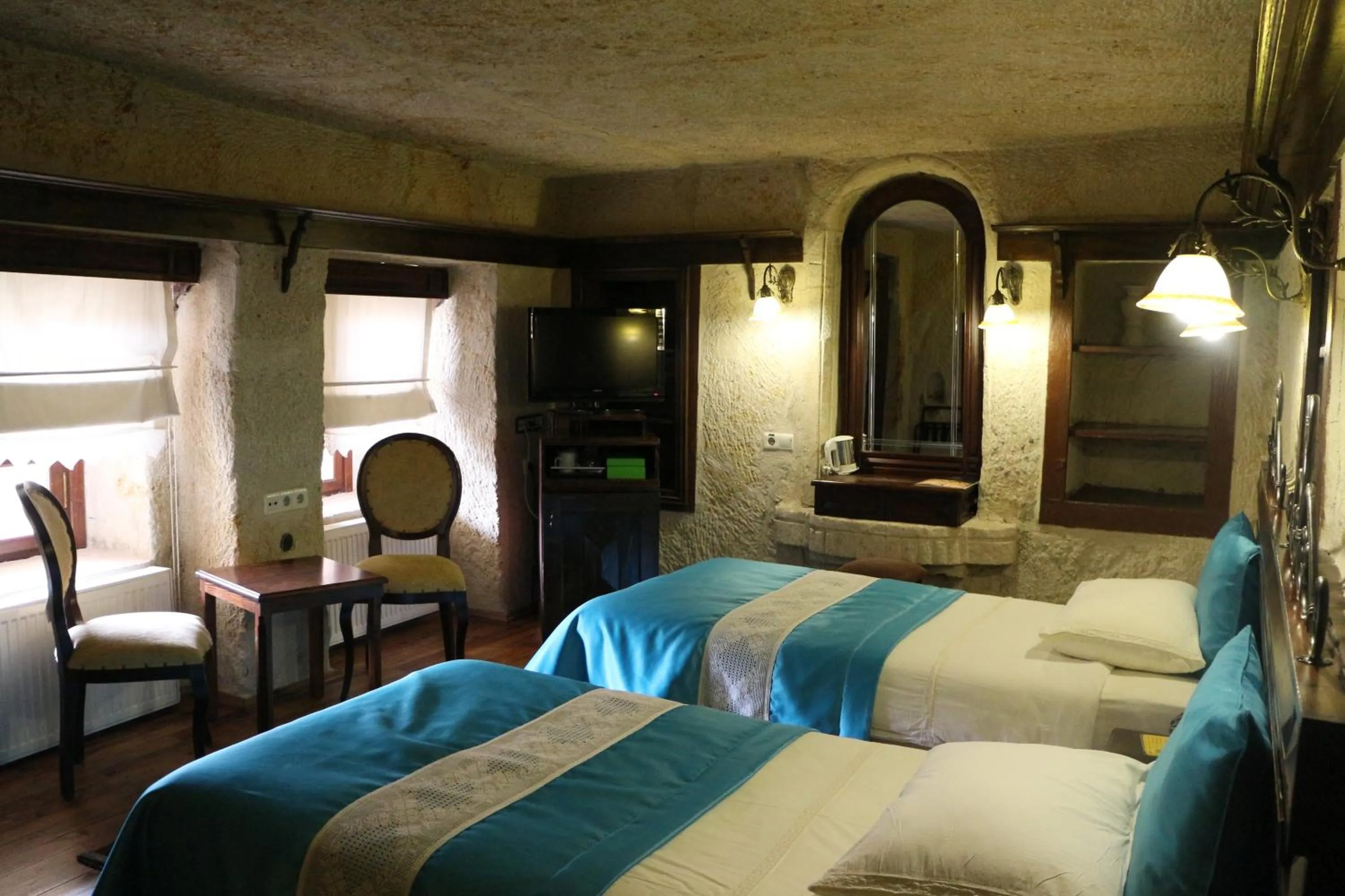 Photo of the whole room, Bed in Yusuf Yigitoglu Konagi - Special Category