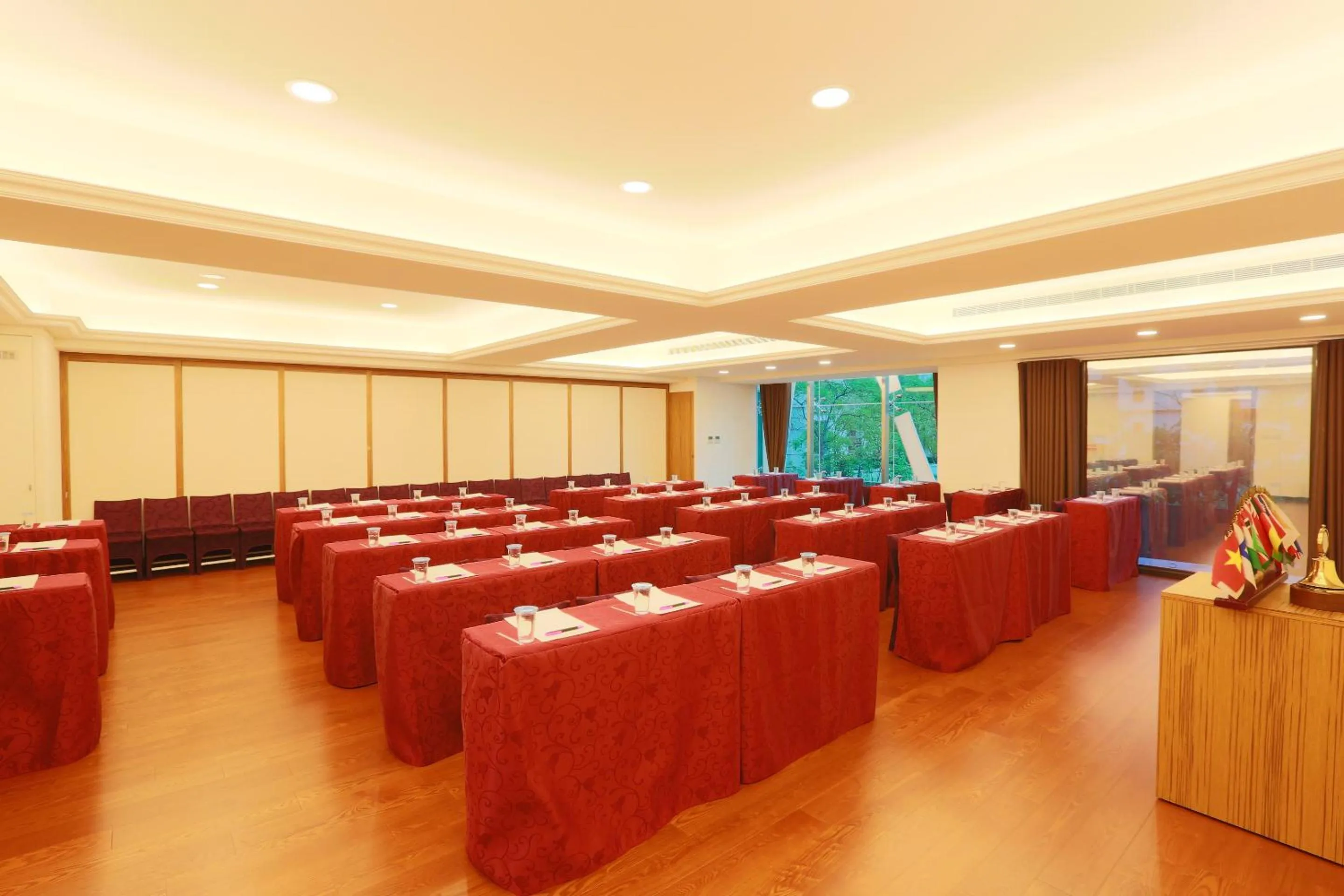 Meeting/conference room in Happiness Inn Hotel