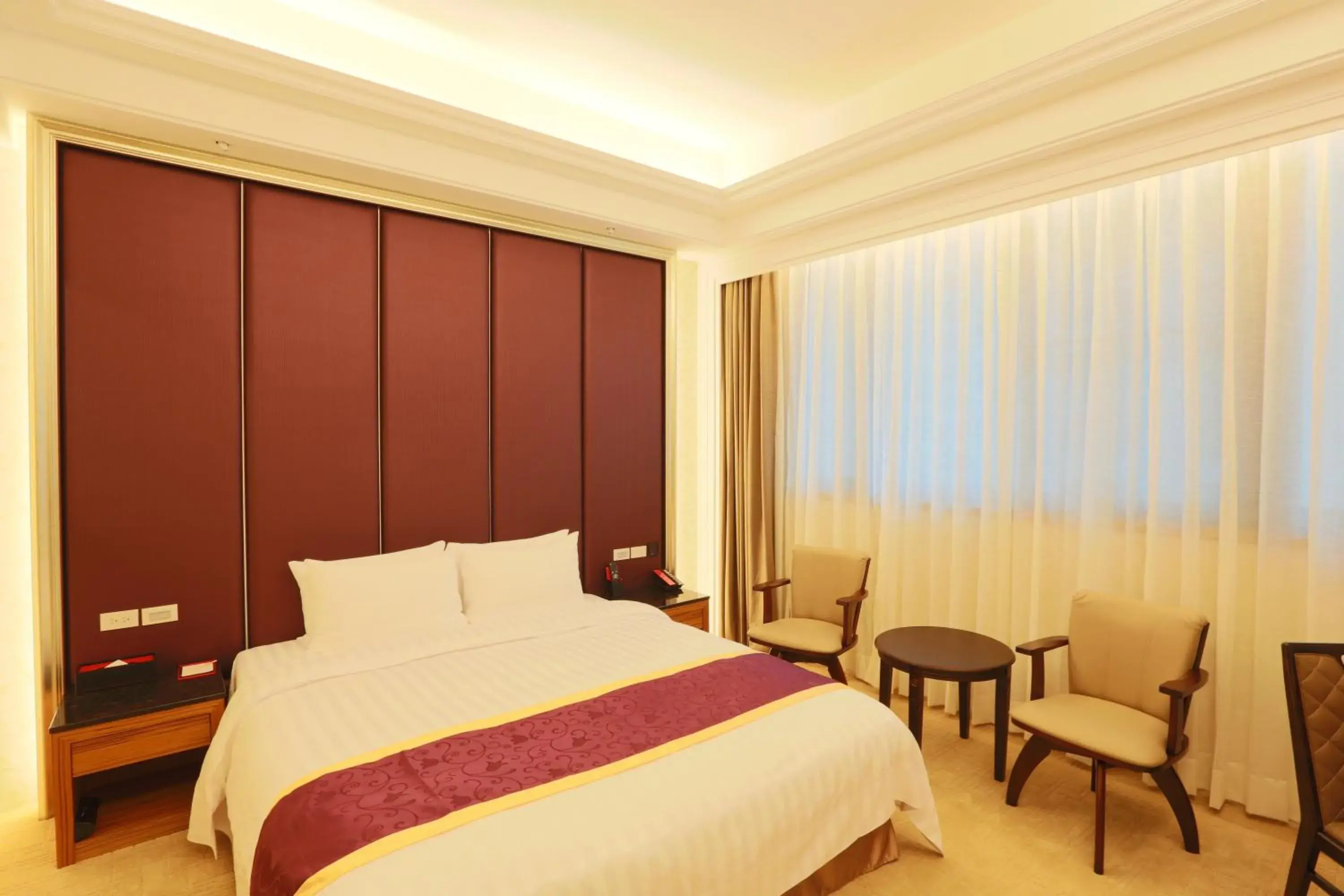 Bedroom, Bed in Happiness Inn Hotel Bedroom, Bed in Happiness Inn Hotel