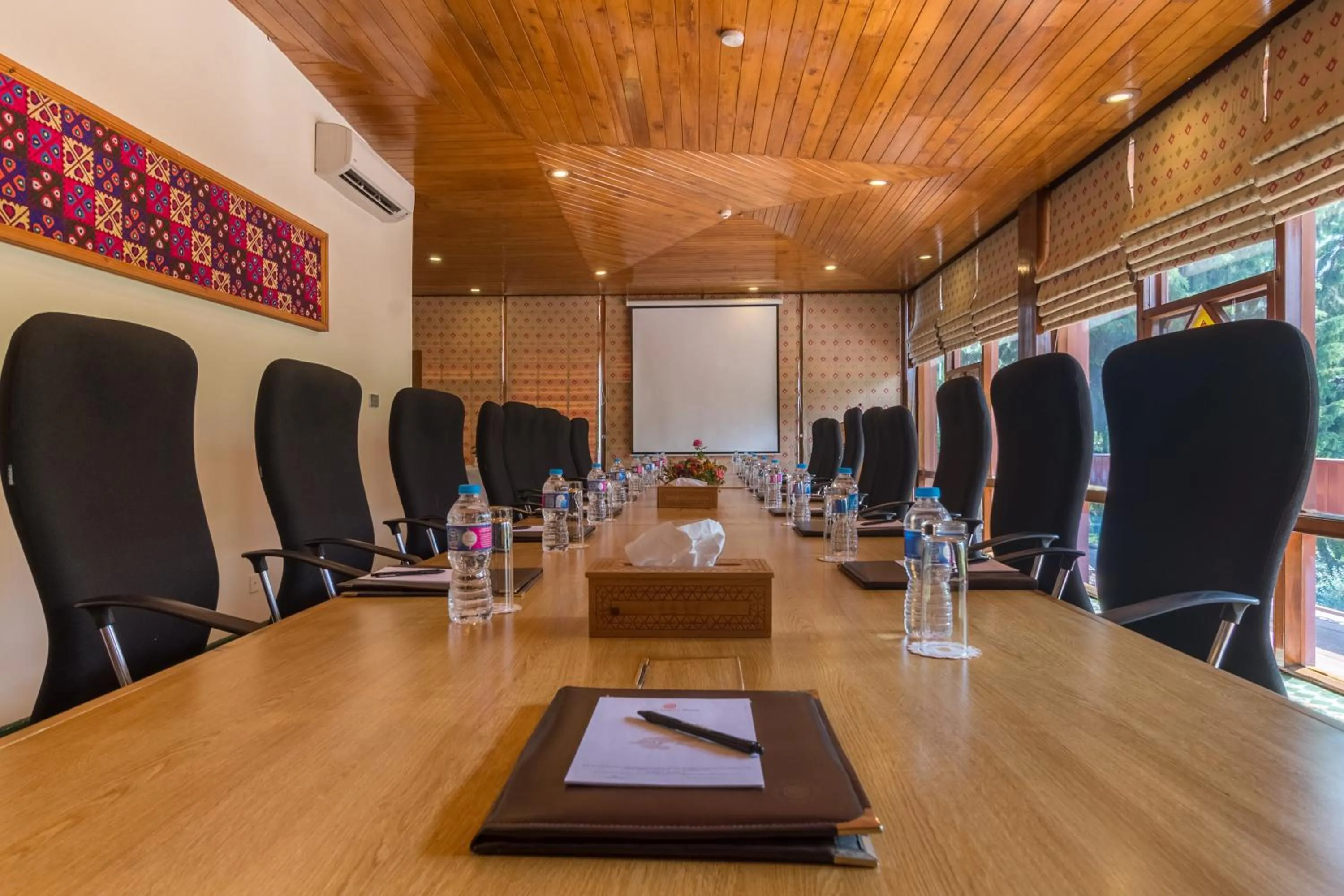 Meeting/conference room in Gilgit Serena Hotel