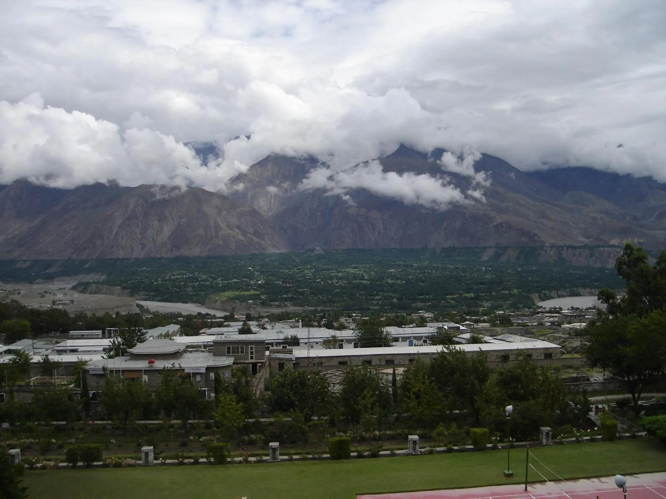 Mountain view in Gilgit Serena Hotel