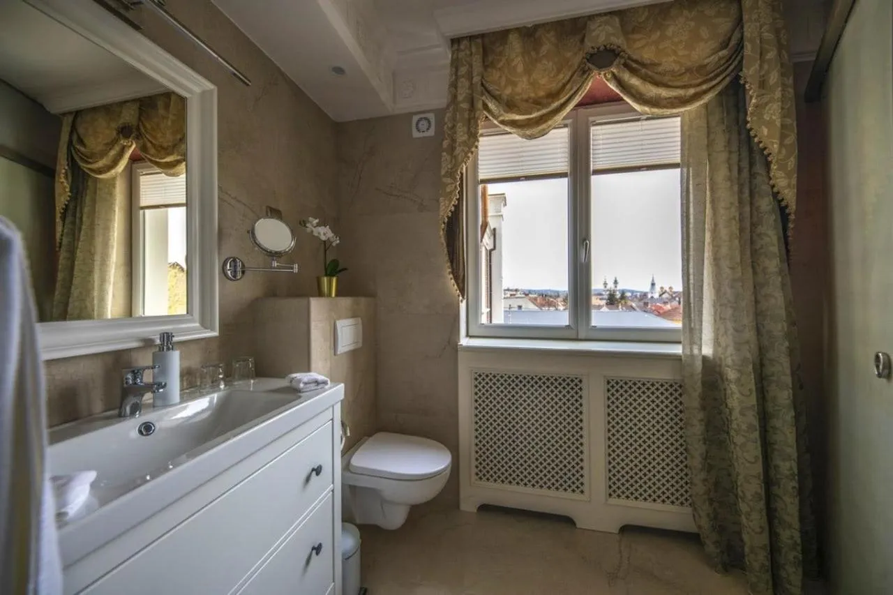 Bathroom in Erla Villa Boutique Hotel