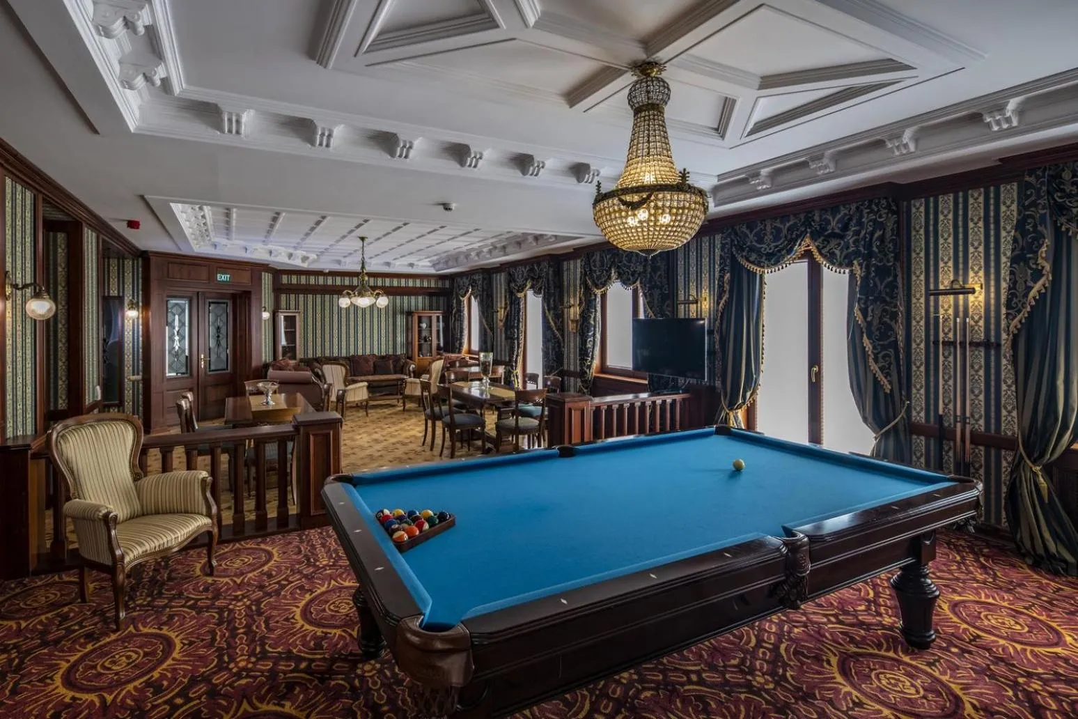 Billiard in Erla Villa Boutique Hotel