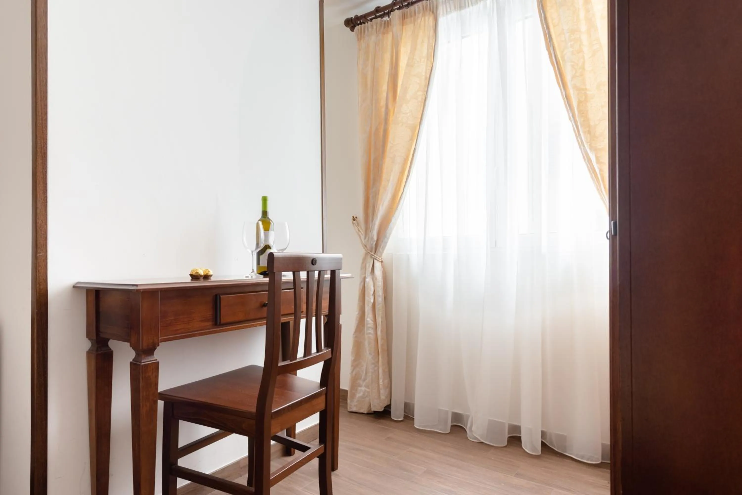 Decorative detail in Casa in Monti