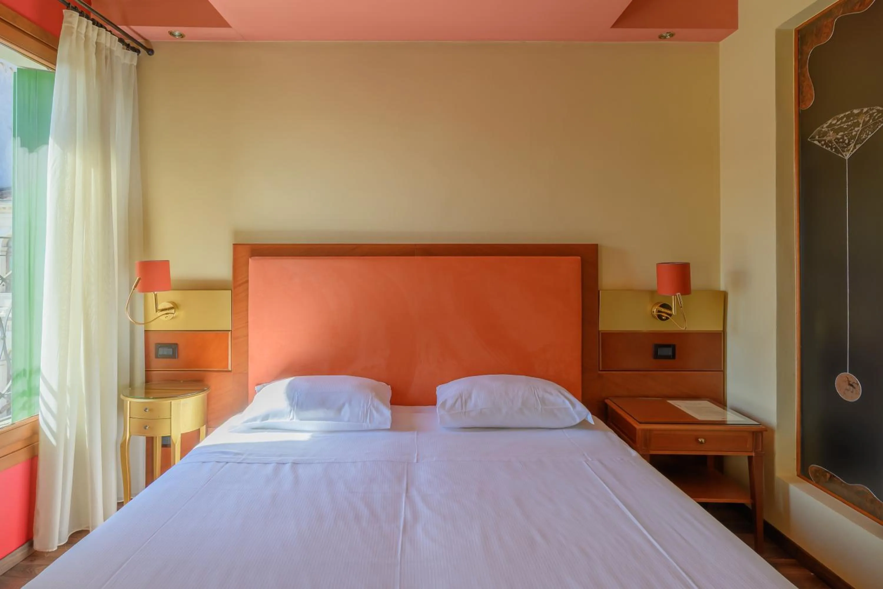 Bedroom, Bed in Diamantino Town House