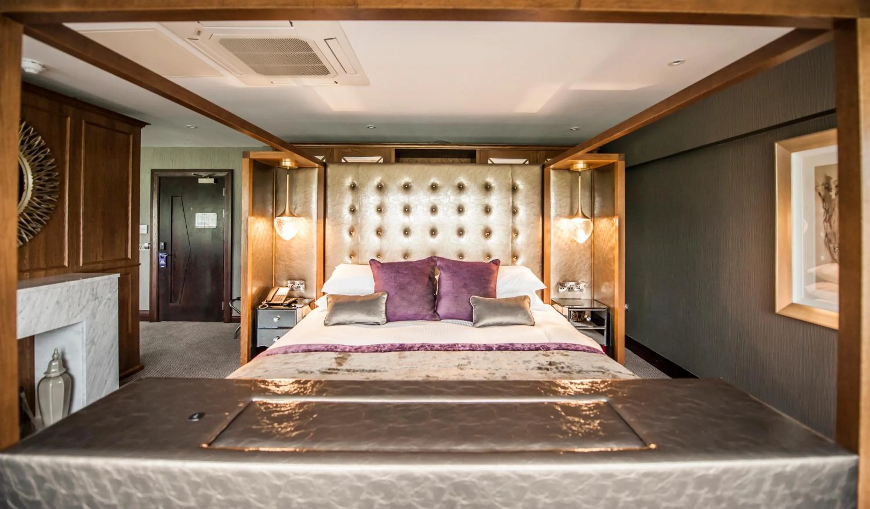 Bed in Parklands Hotel & Country Club