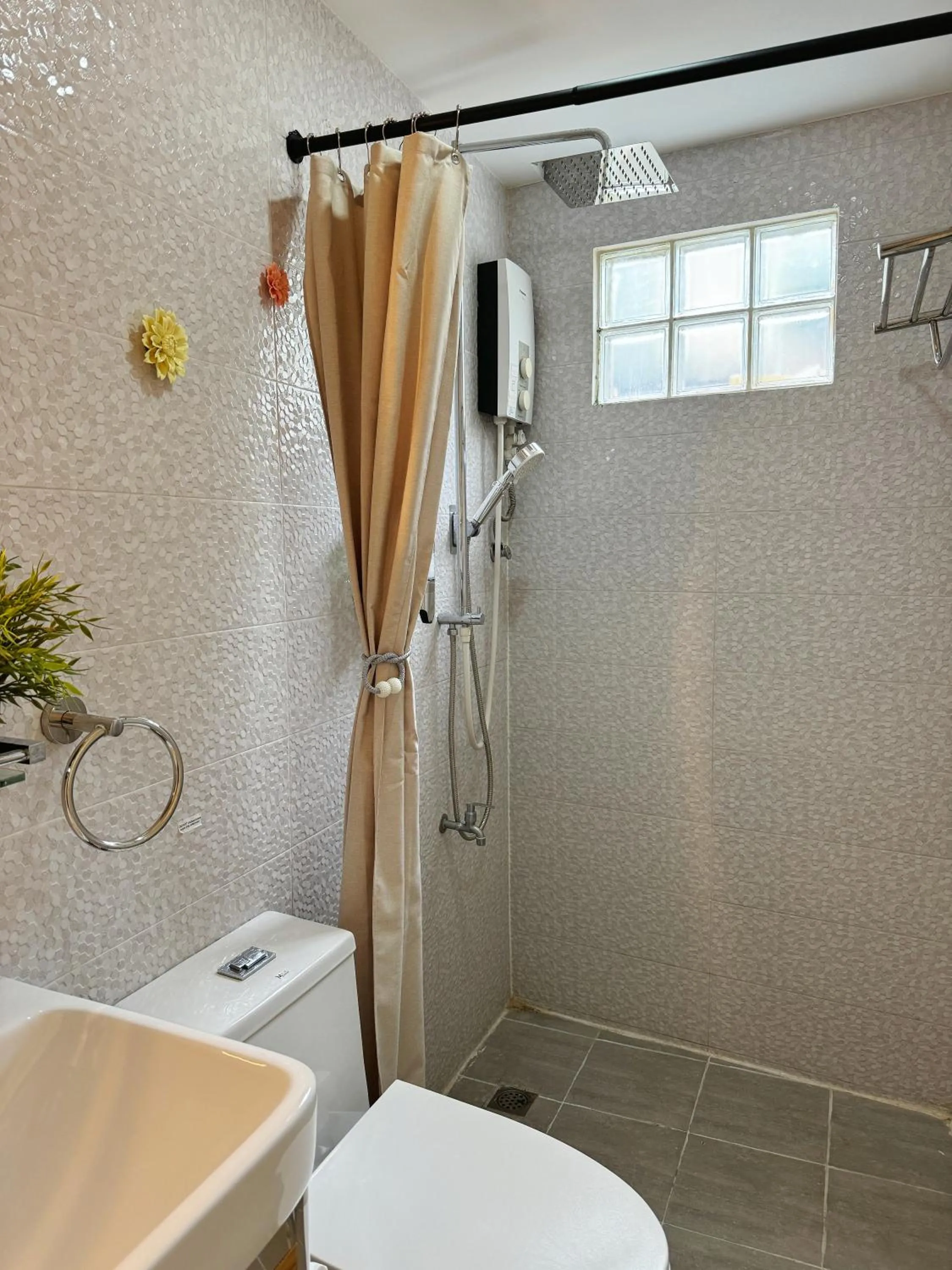 Bathroom in BLUE OCEAN BOUTIQUE HOTEL - Boracay Island