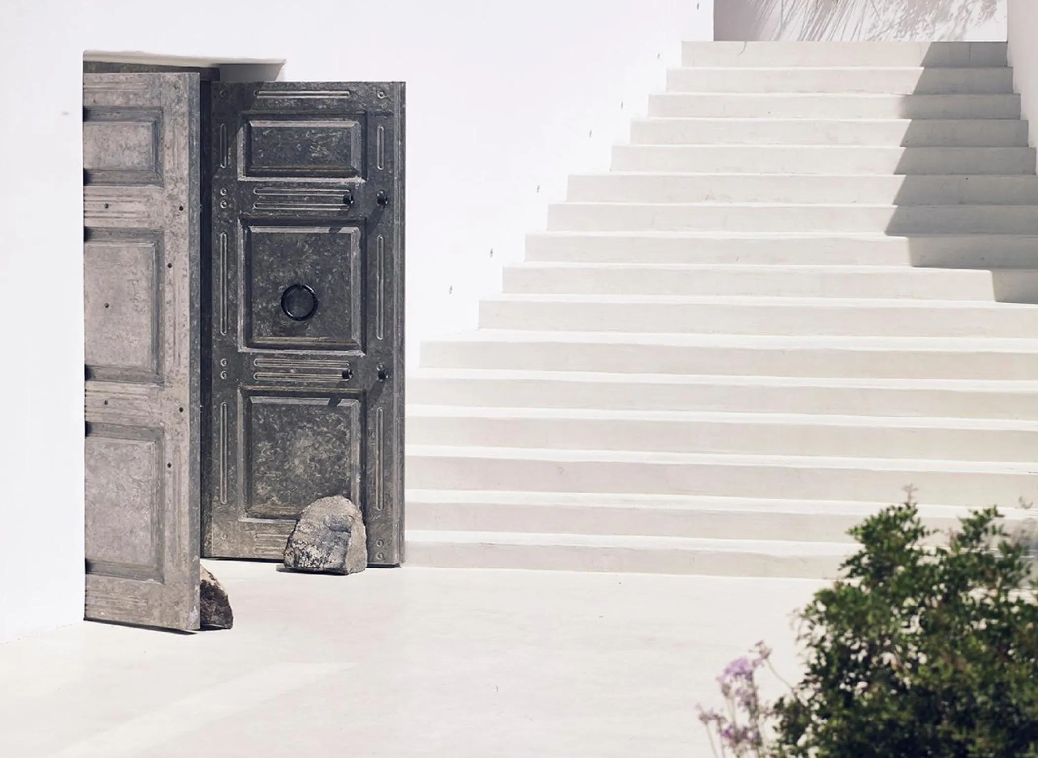 Facade/entrance in Cavo Tagoo Santorini