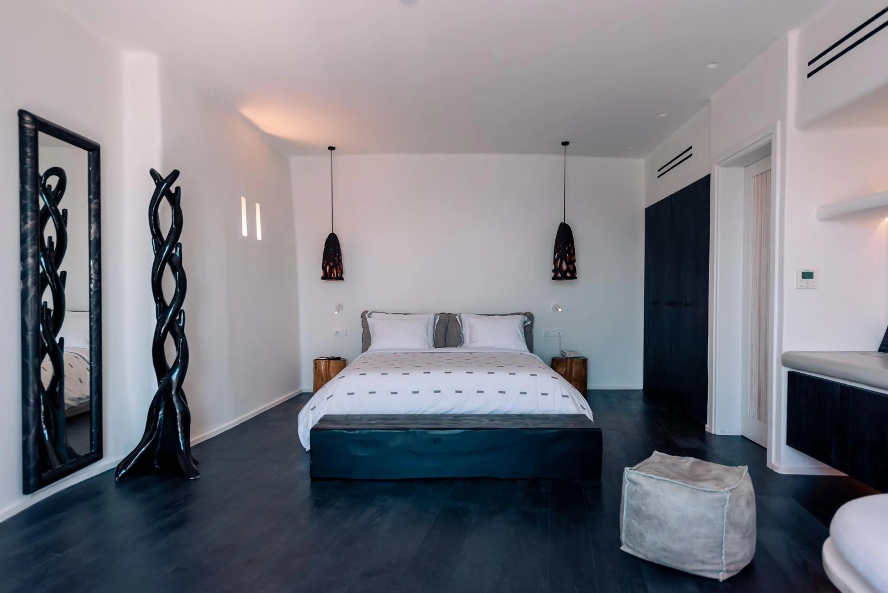 Photo of the whole room, Bed in Cavo Tagoo Santorini