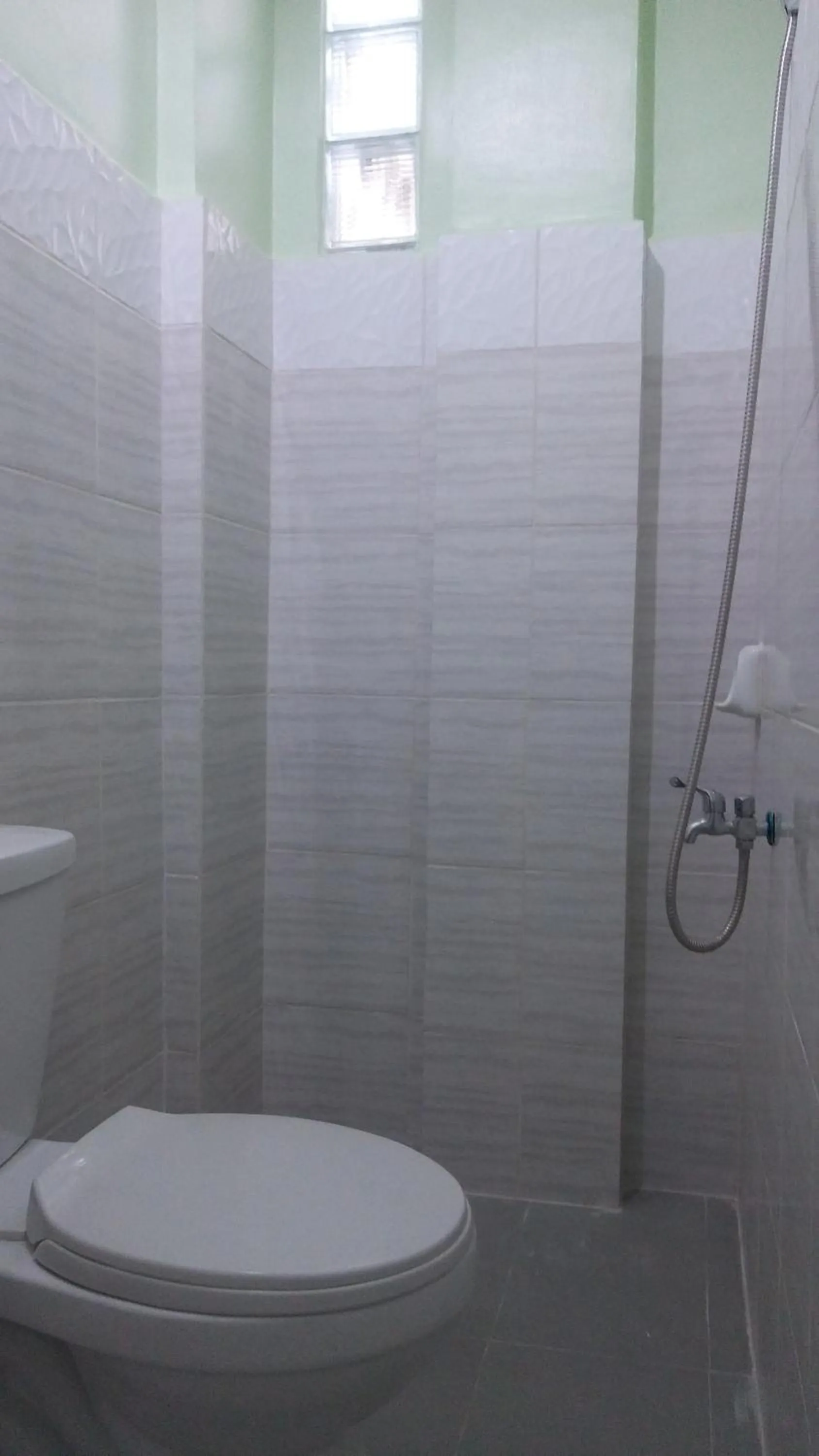 Shower in Dweller's Pensione