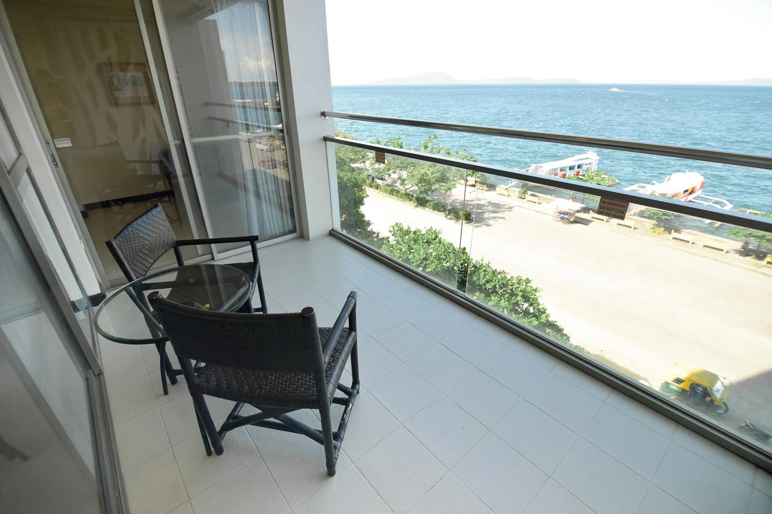 Hotel Tavern Surigao