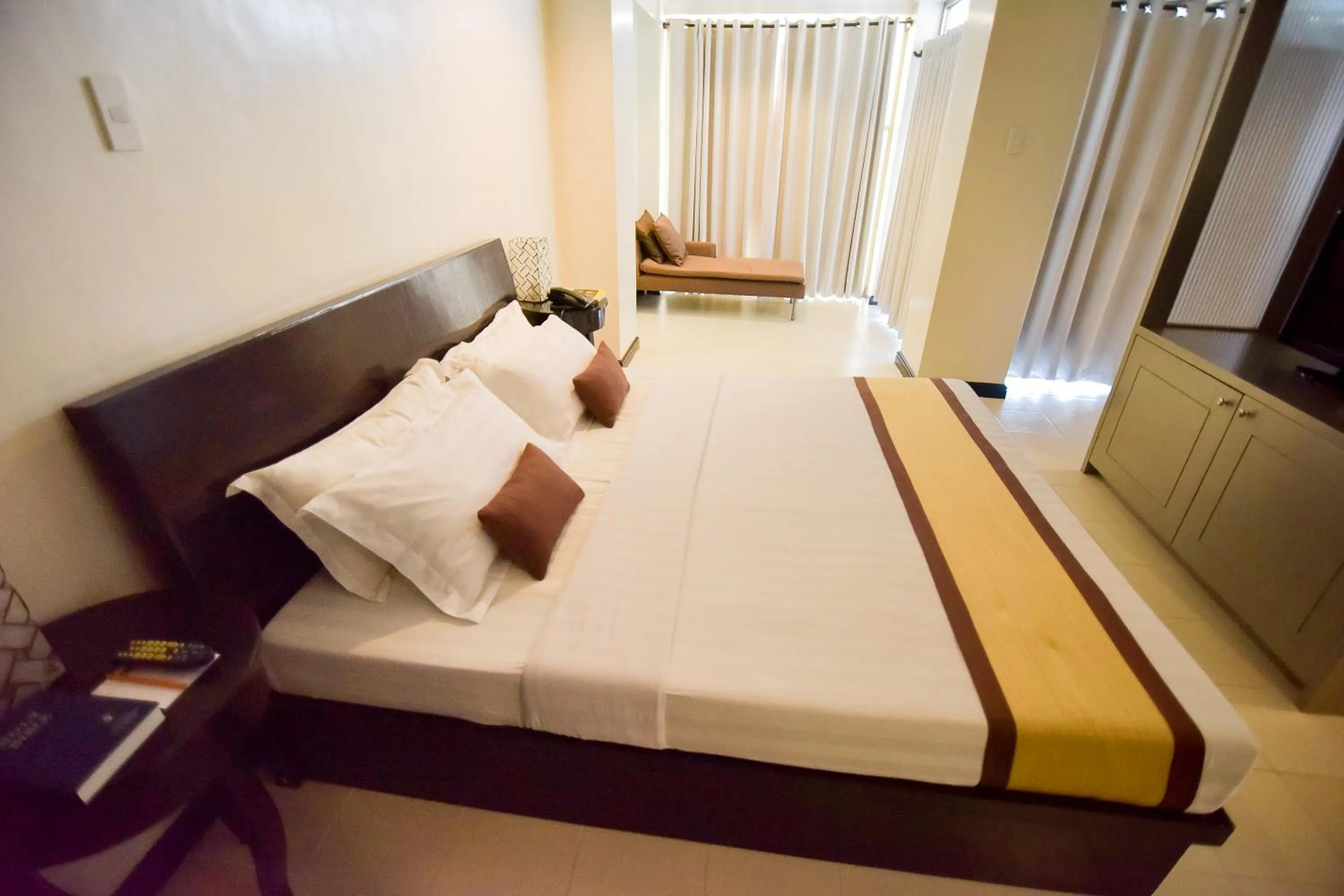 Bed in Hotel Tavern Surigao