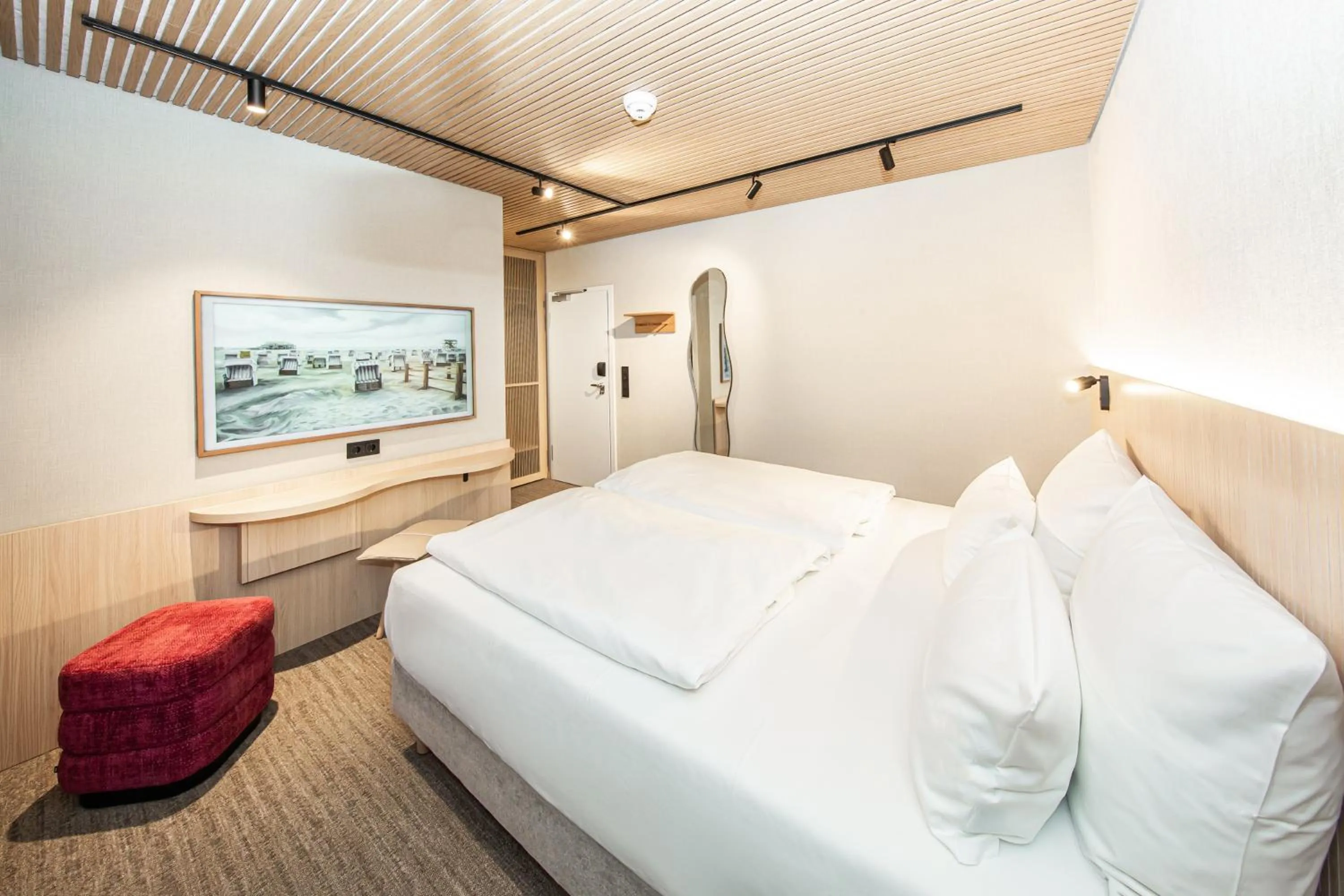 Photo of the whole room, Bed in Bude54