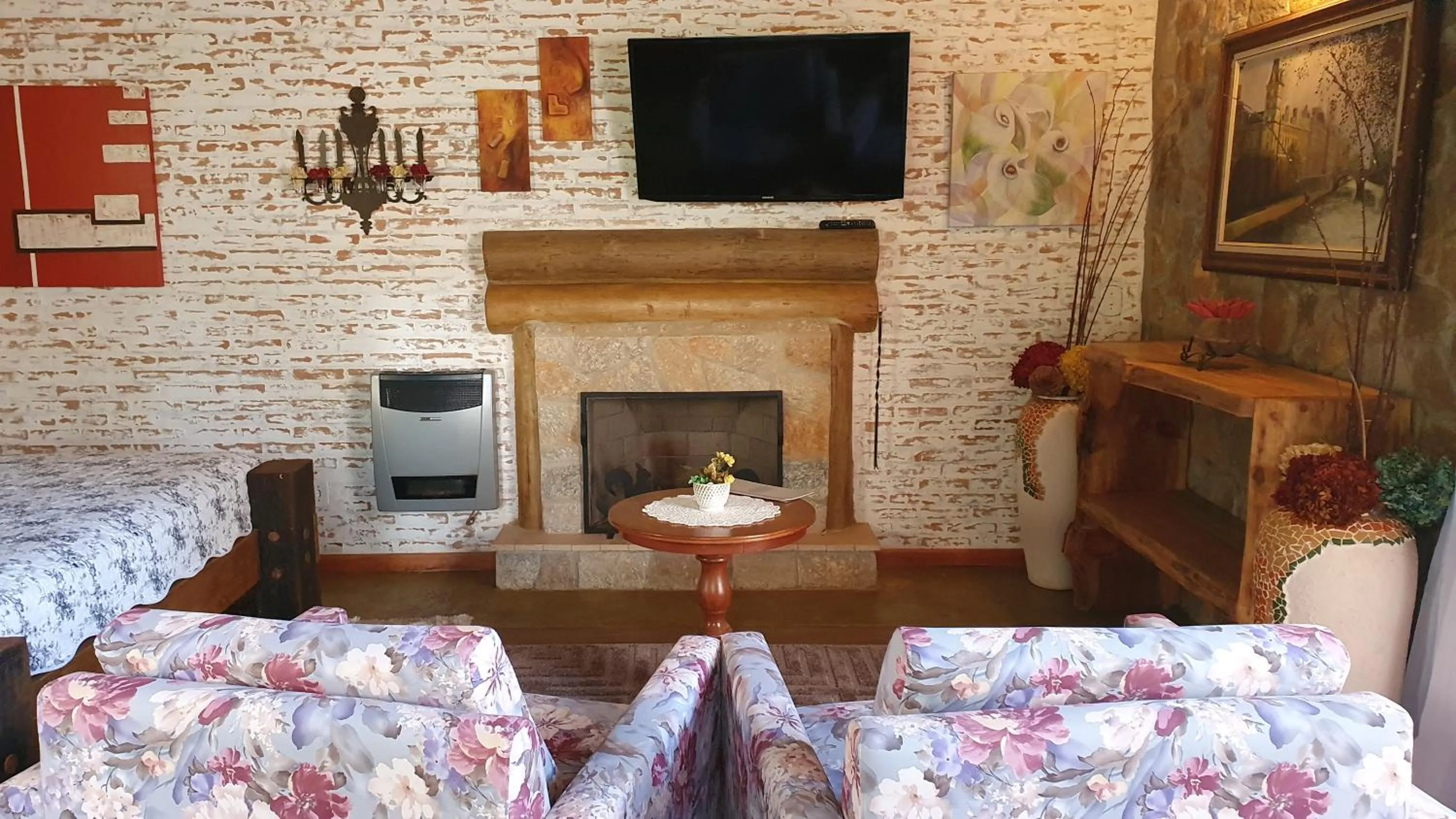 Bed in Pousada Alto da Neblina