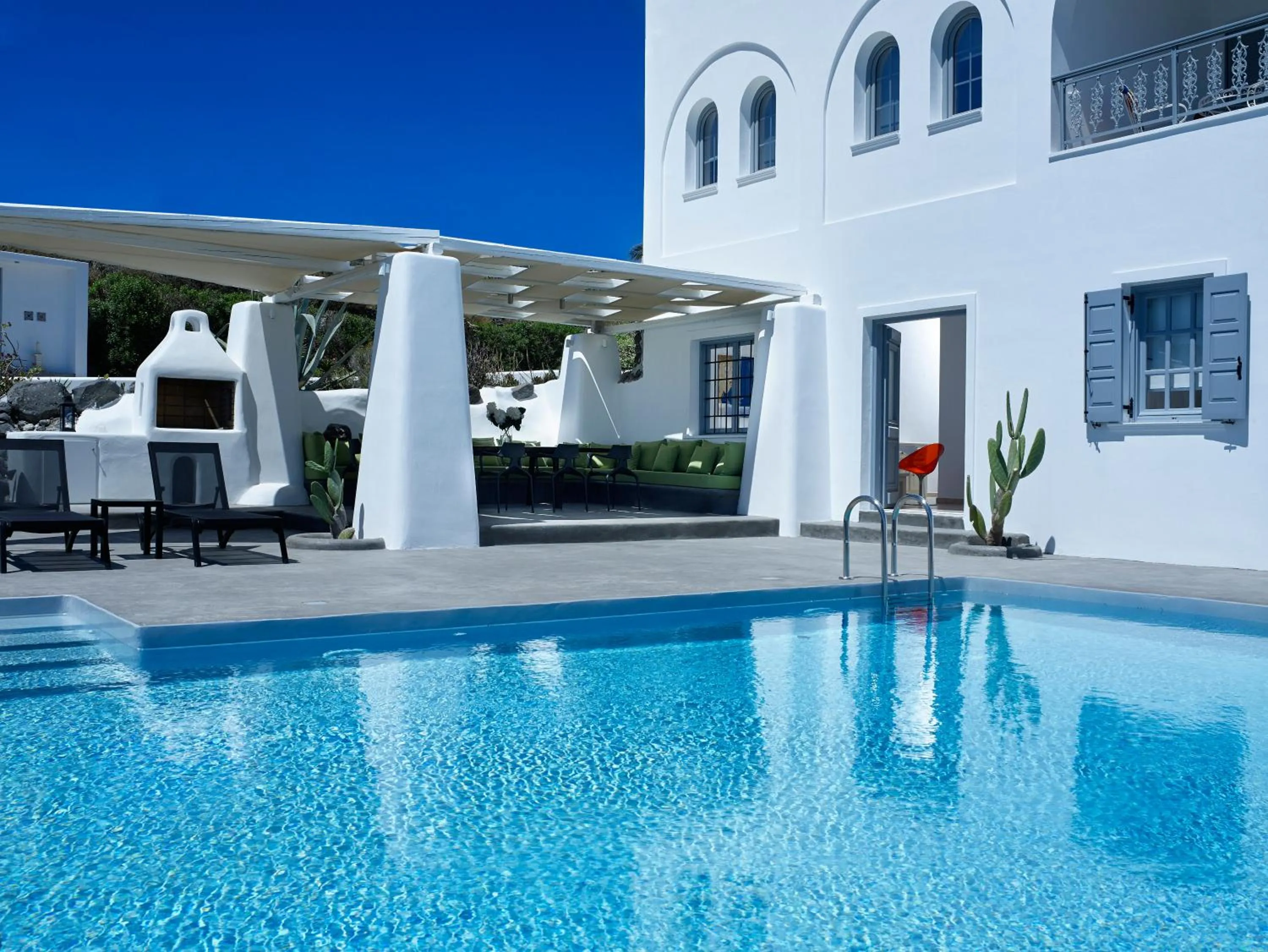 Christou Estate & Villas