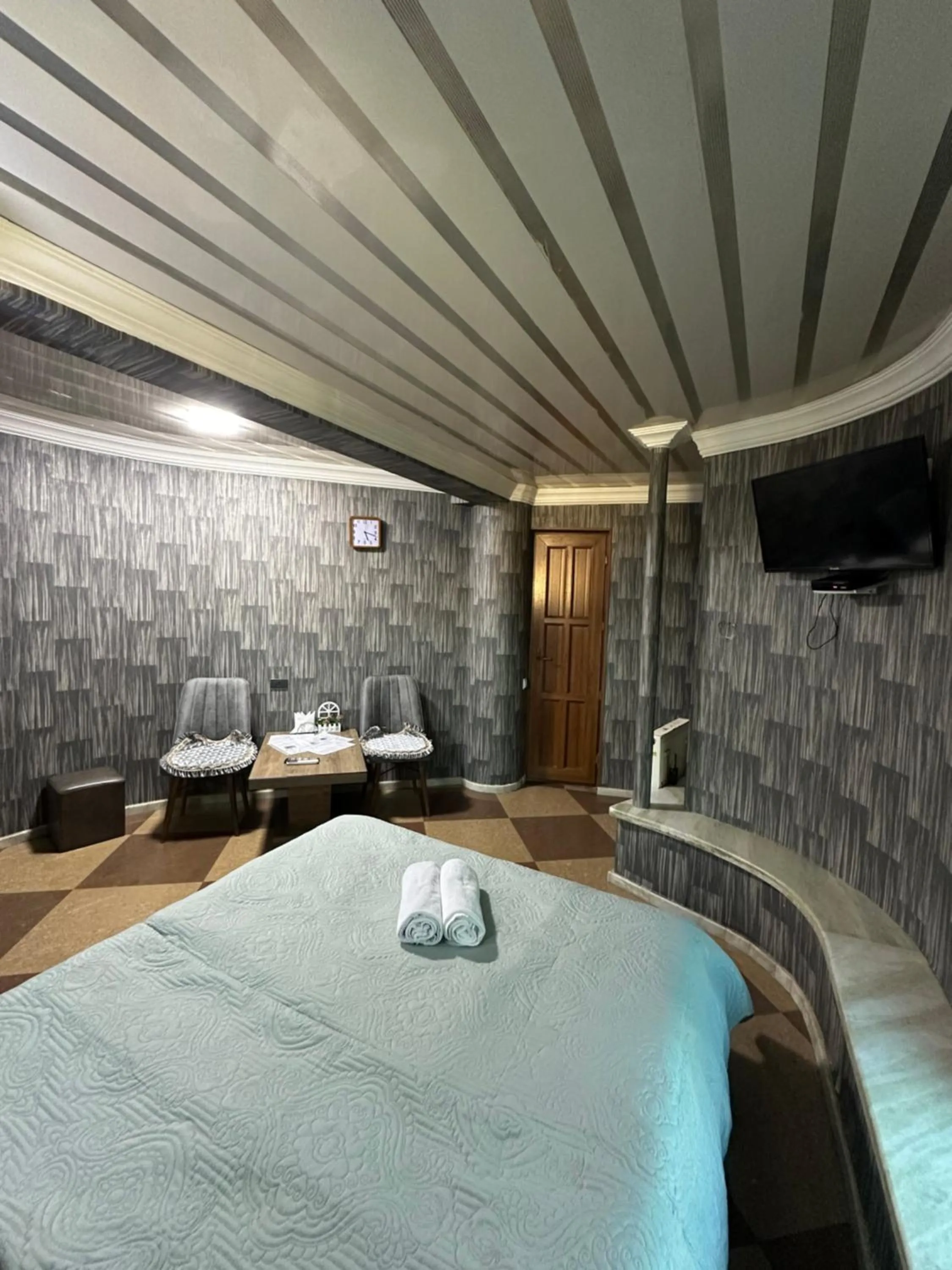 TV and multimedia in Hotel Piza