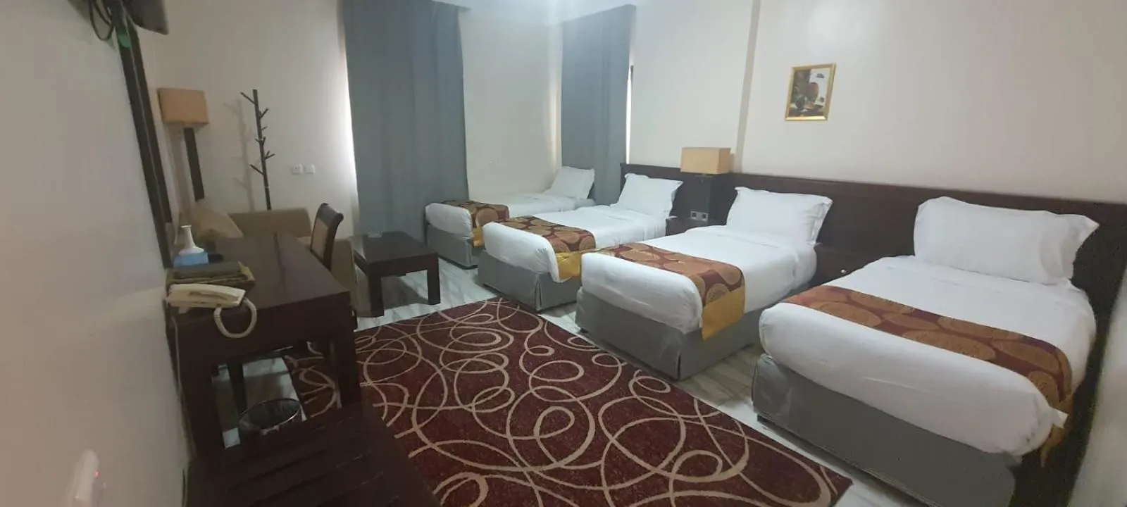 Bed in Durrat Mina Hotel