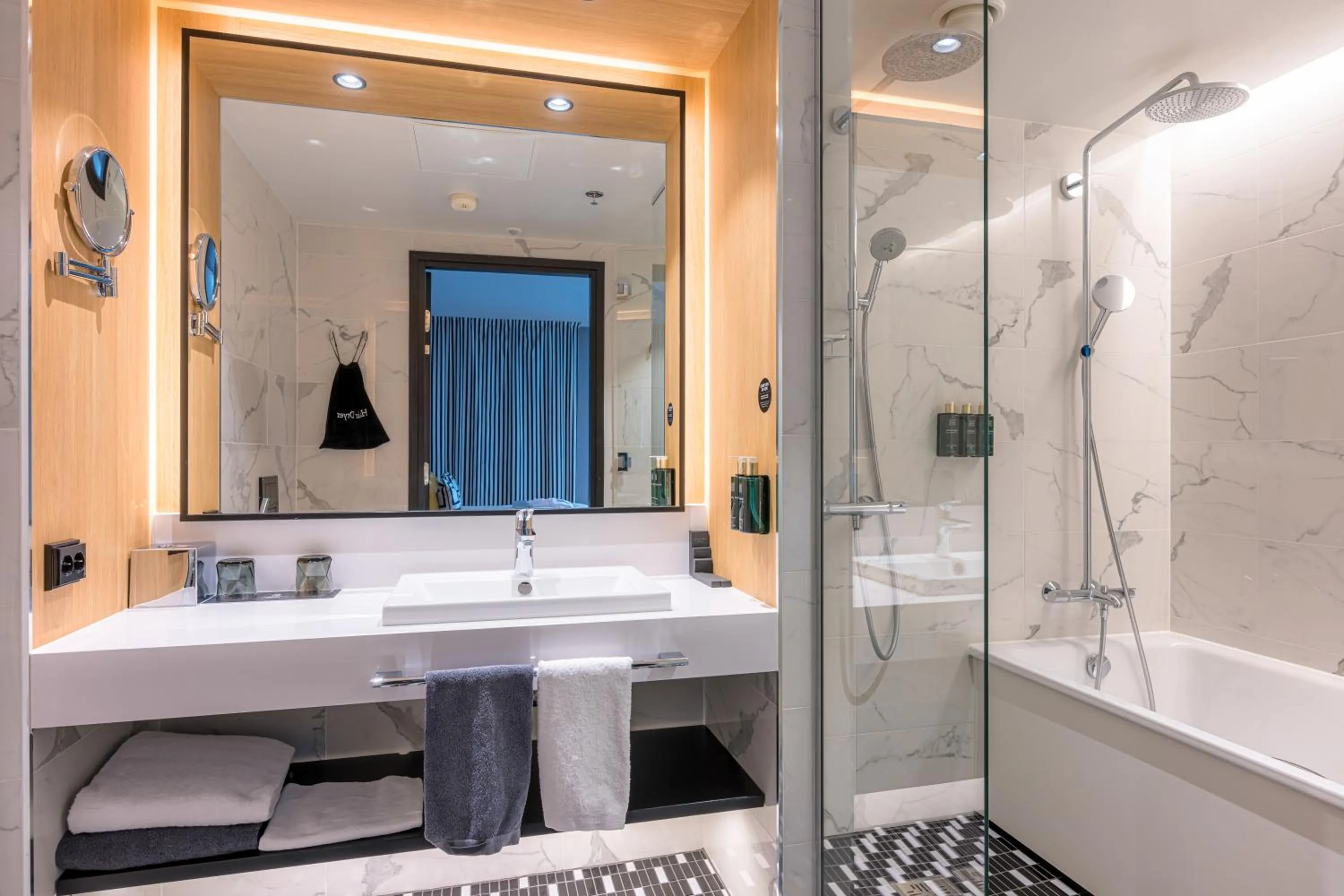 Bathroom in Clarion Hotel Aviapolis