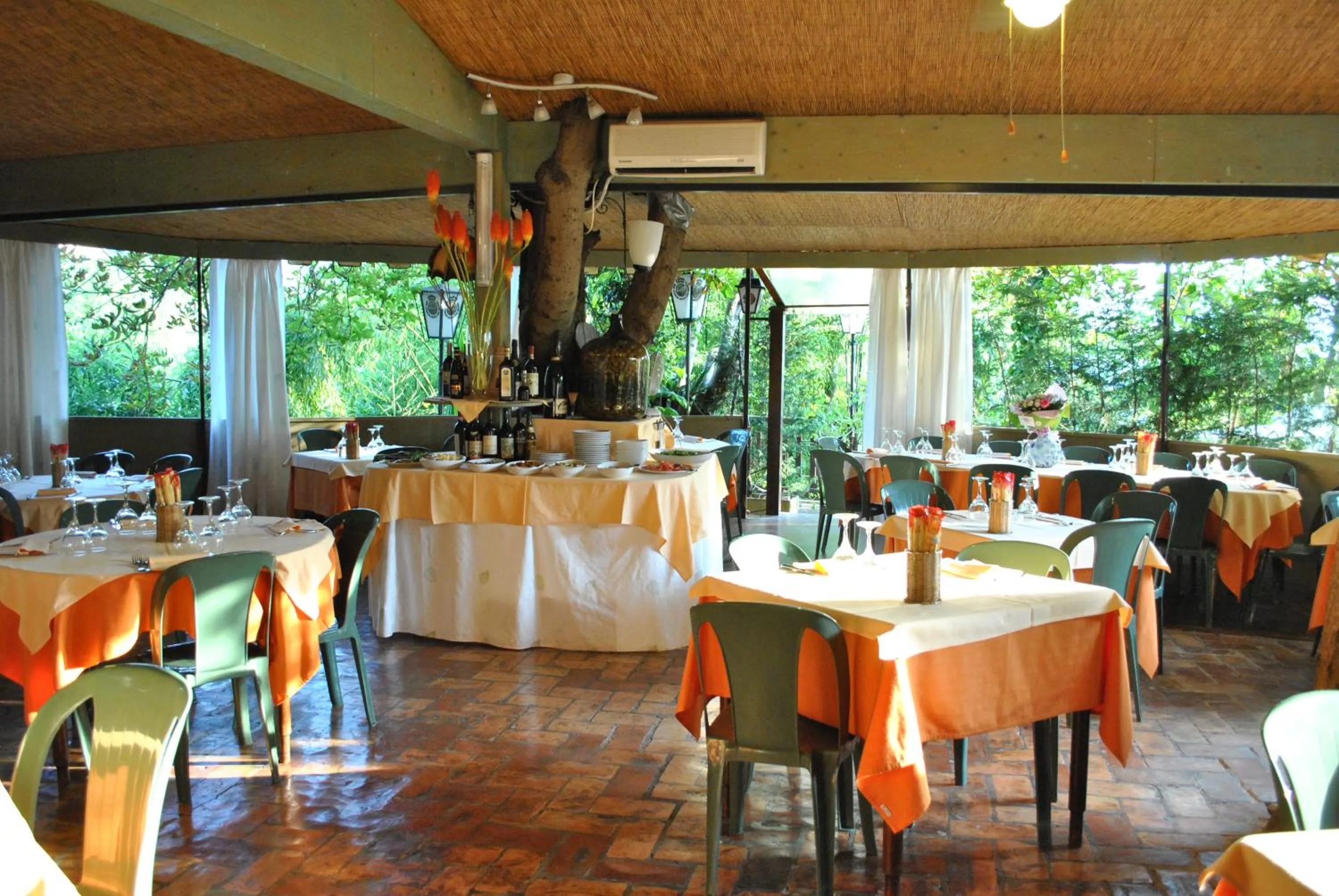 Restaurant/places to eat in La Lanterna di Guiglia