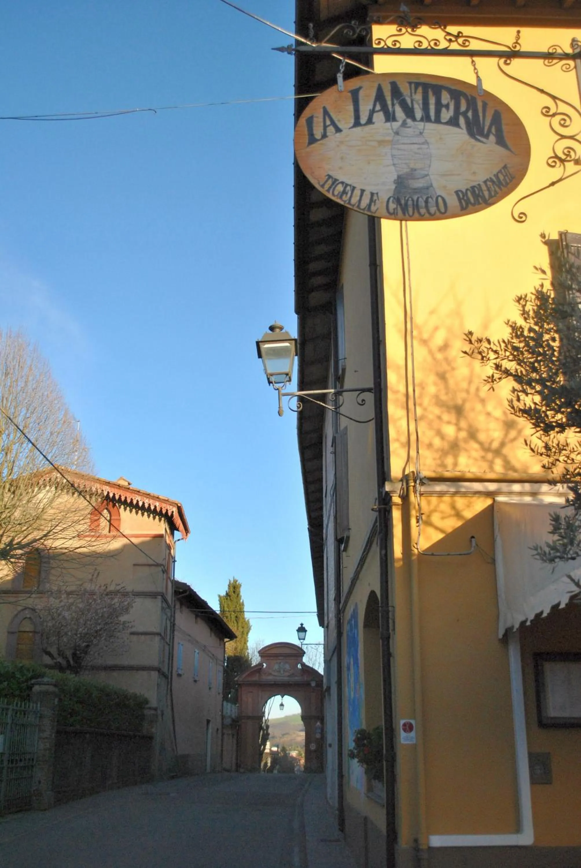 Property building in La Lanterna di Guiglia