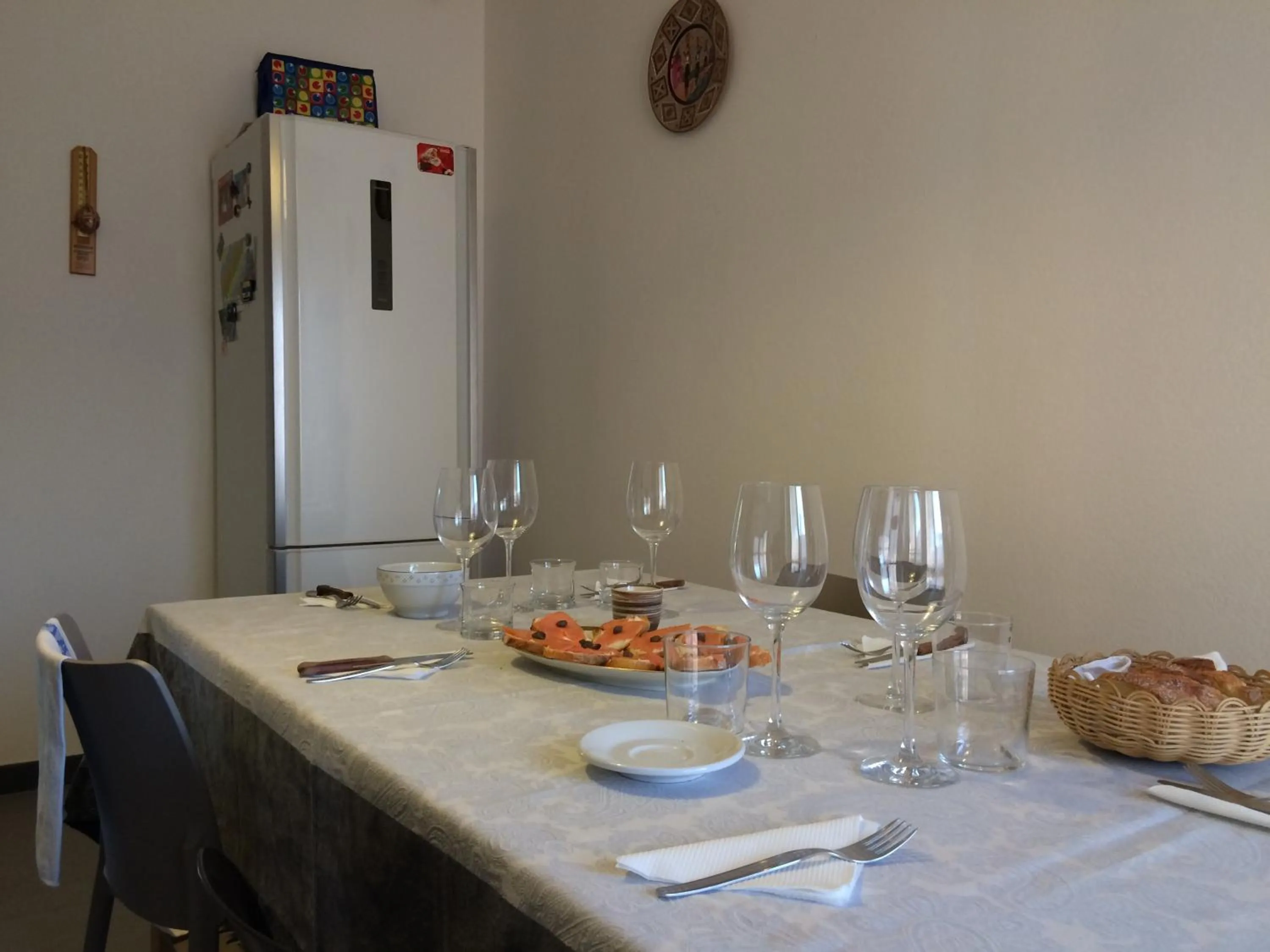 Communal kitchen in B&B Pergolesi