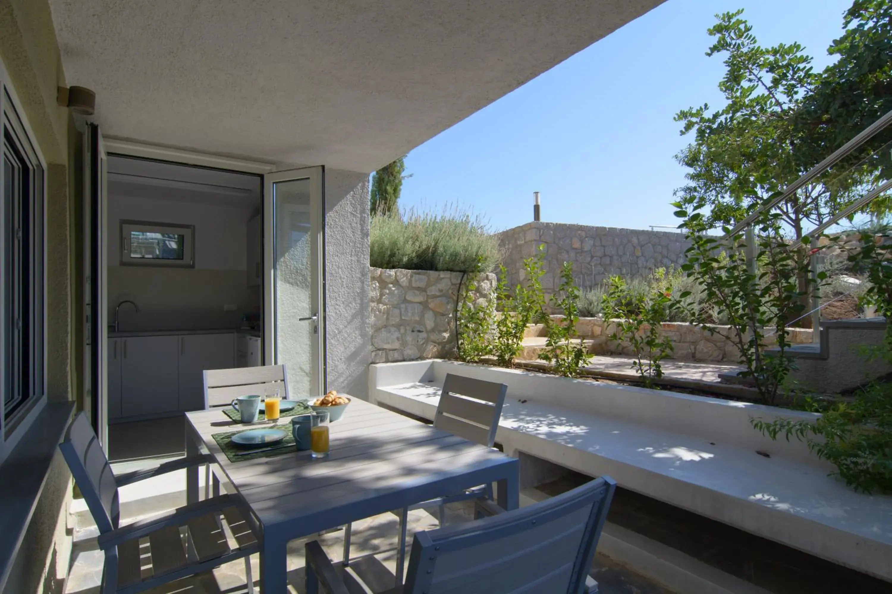 Apartment with Garden View in Lavender Cove Apartment with Garden View in Lavender Cove