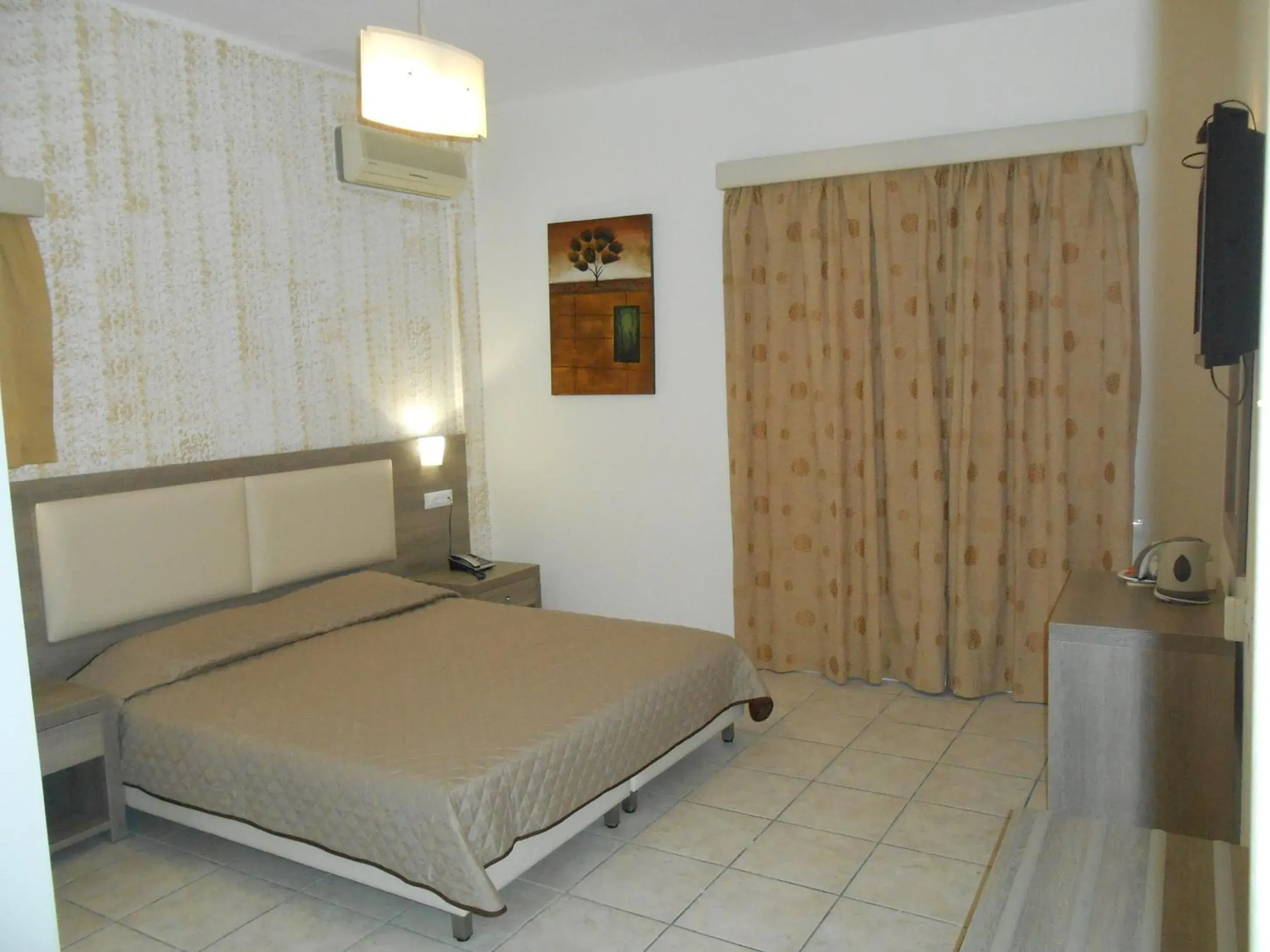 Double or Twin Room in Voula Hotel Double or Twin Room in Voula Hotel