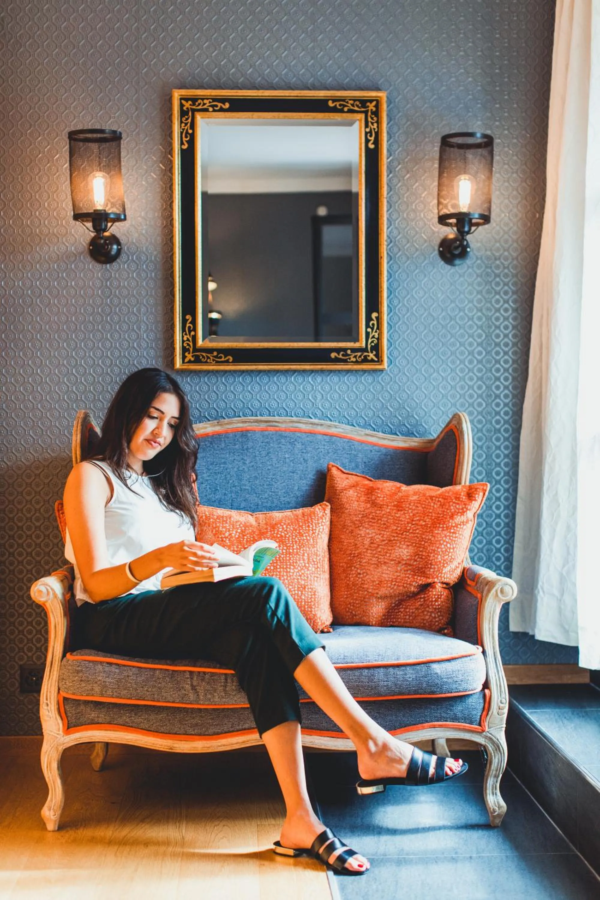 Seating area in Art Hotel Riposo