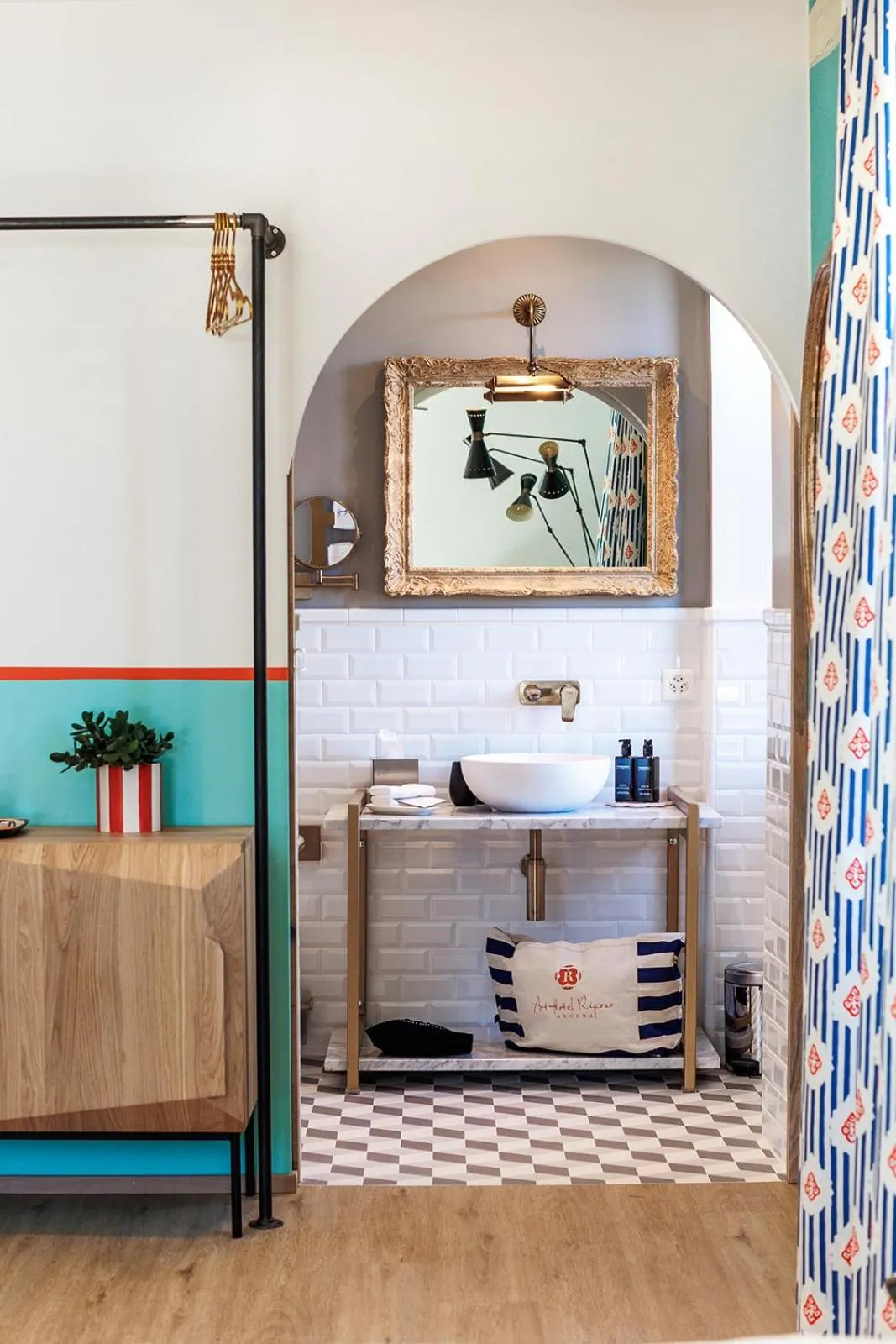 Shower in Art Hotel Riposo