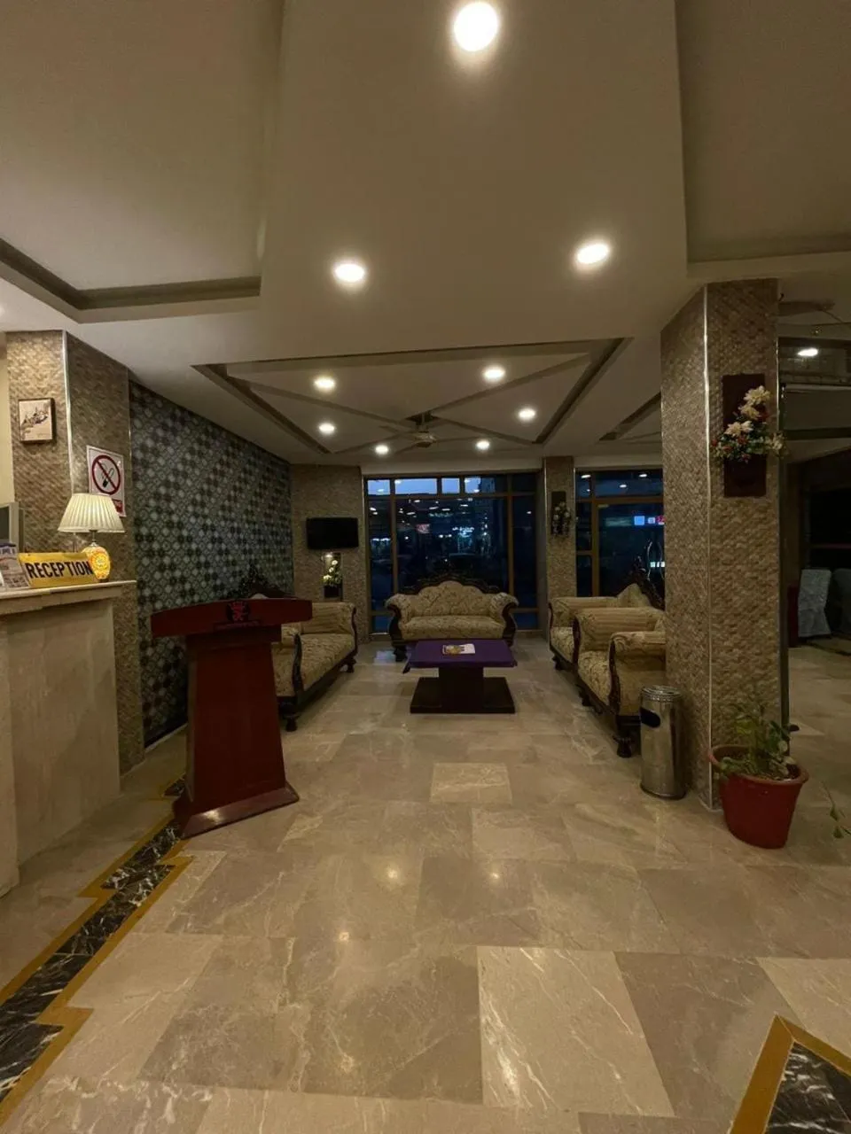 Grace Crown Hotel