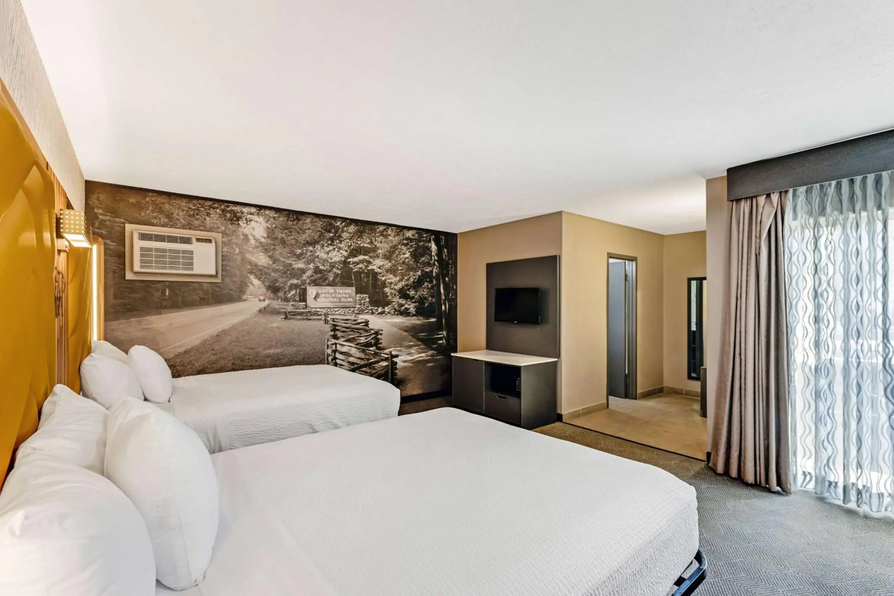 Photo of the whole room, Bed in The Wander Hotel Photo of the whole room, Bed in The Wander Hotel