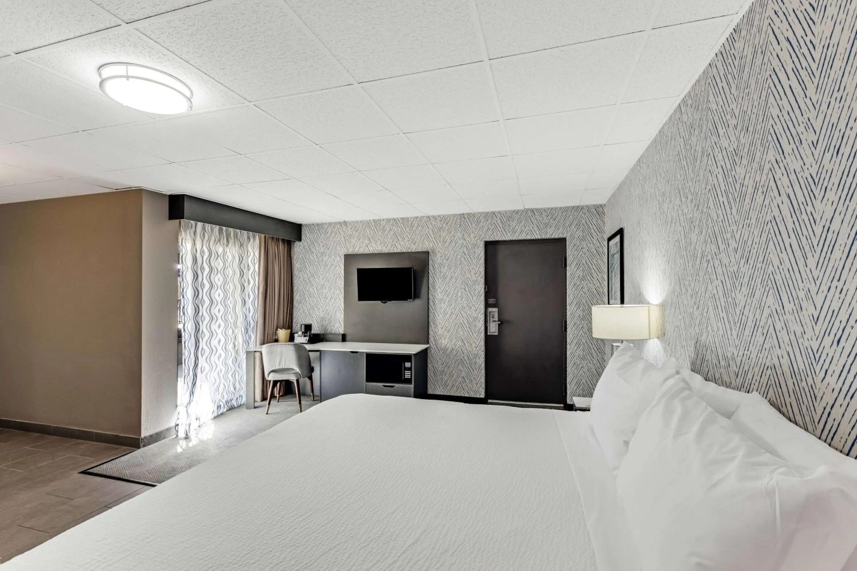 Photo of the whole room, Bed in The Wander Hotel