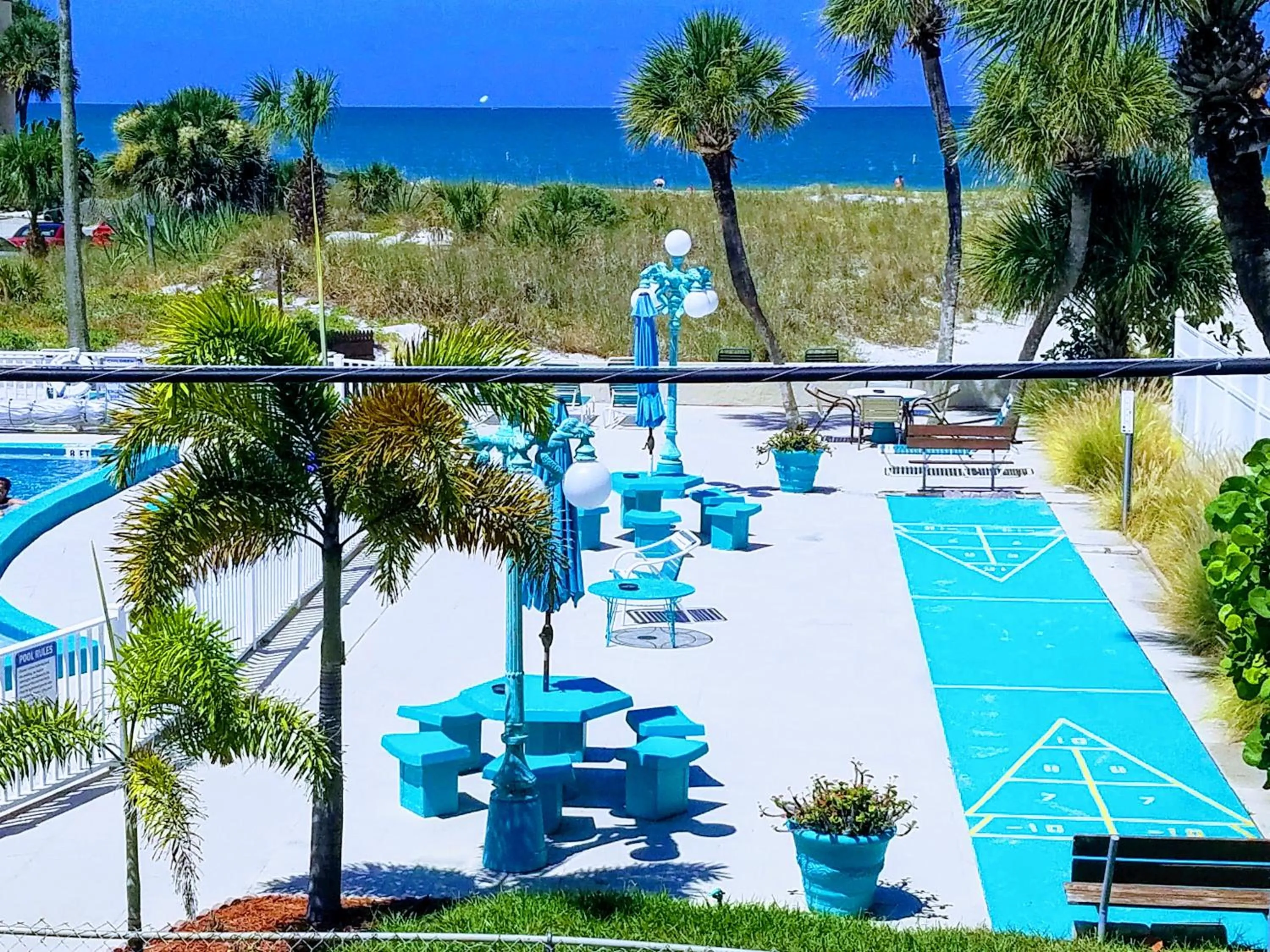 Johns Pass Beach Motel