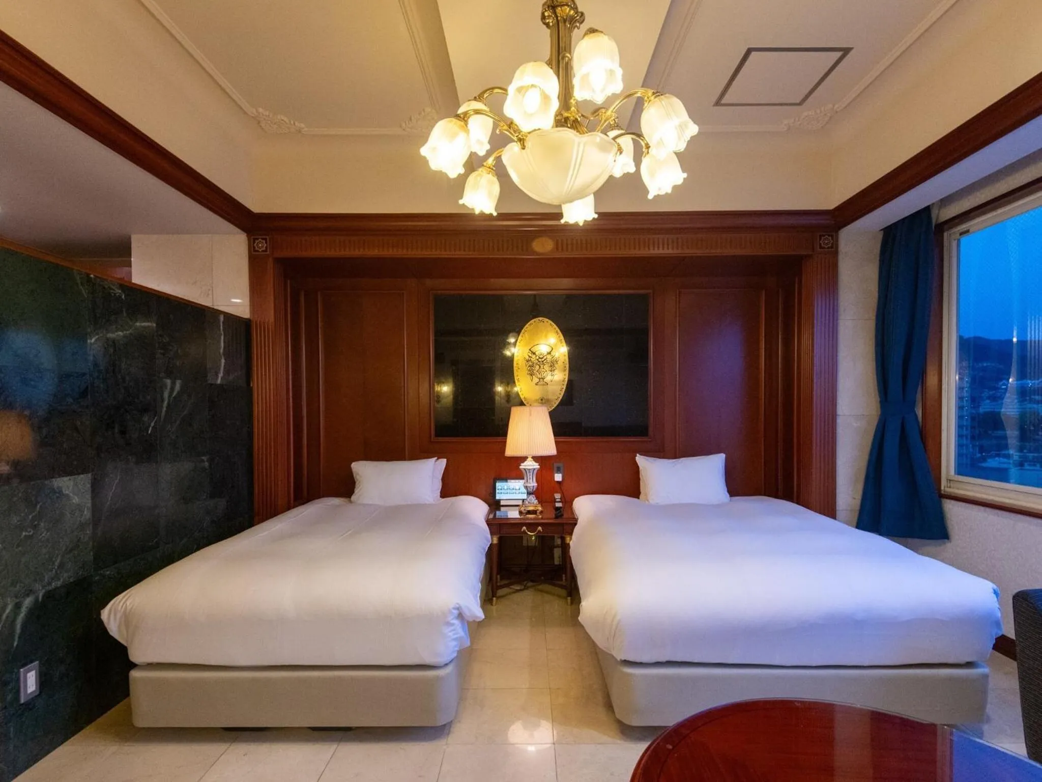 Bedroom, Bed in Hotel Concerto Nagasaki