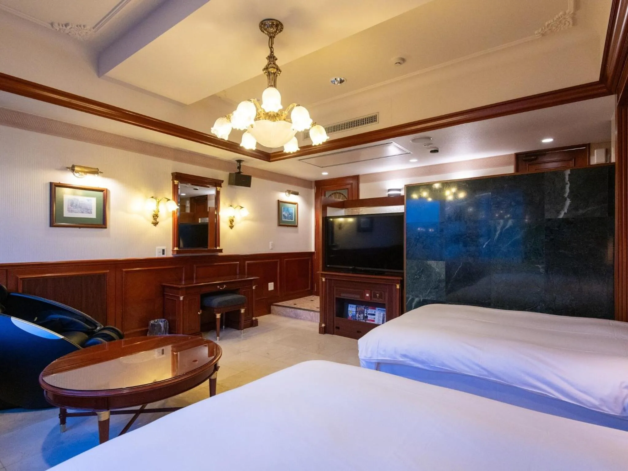 View (from property/room), Bed in Hotel Concerto Nagasaki