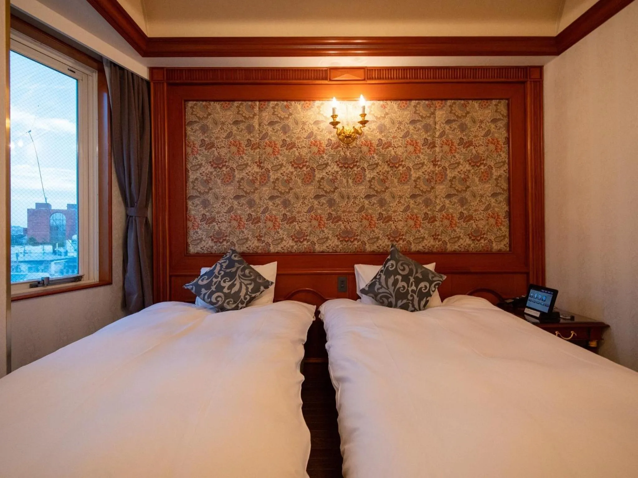 Bedroom, Bed in Hotel Concerto Nagasaki