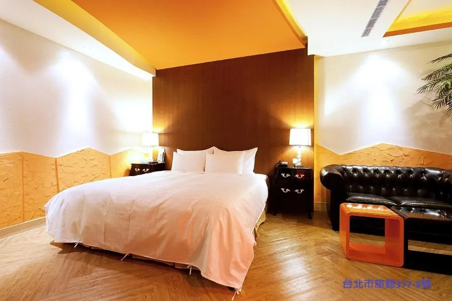 Bed in 探索汽車旅館 延平館 台北市旅館377-3號