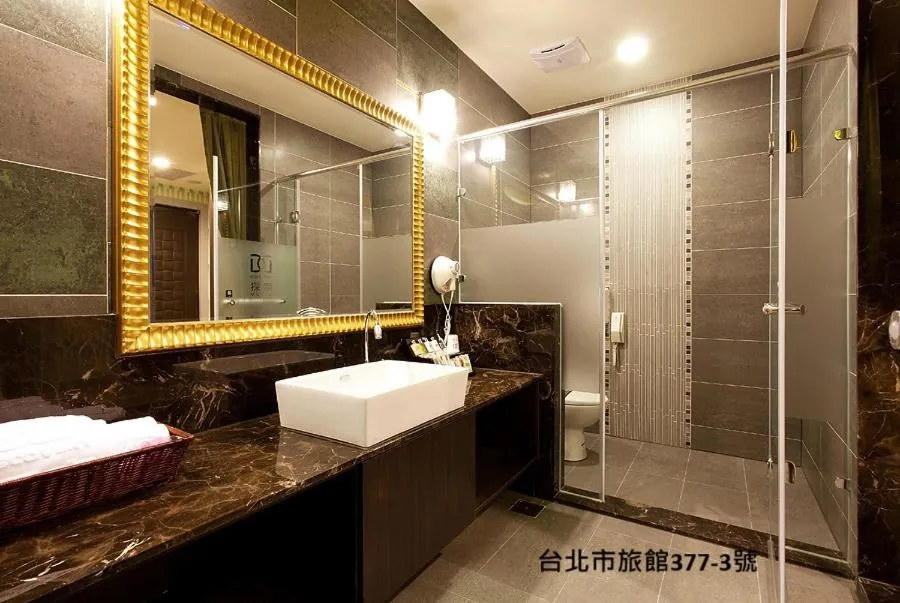 探索汽車旅館 延平館 台北市旅館377-3號