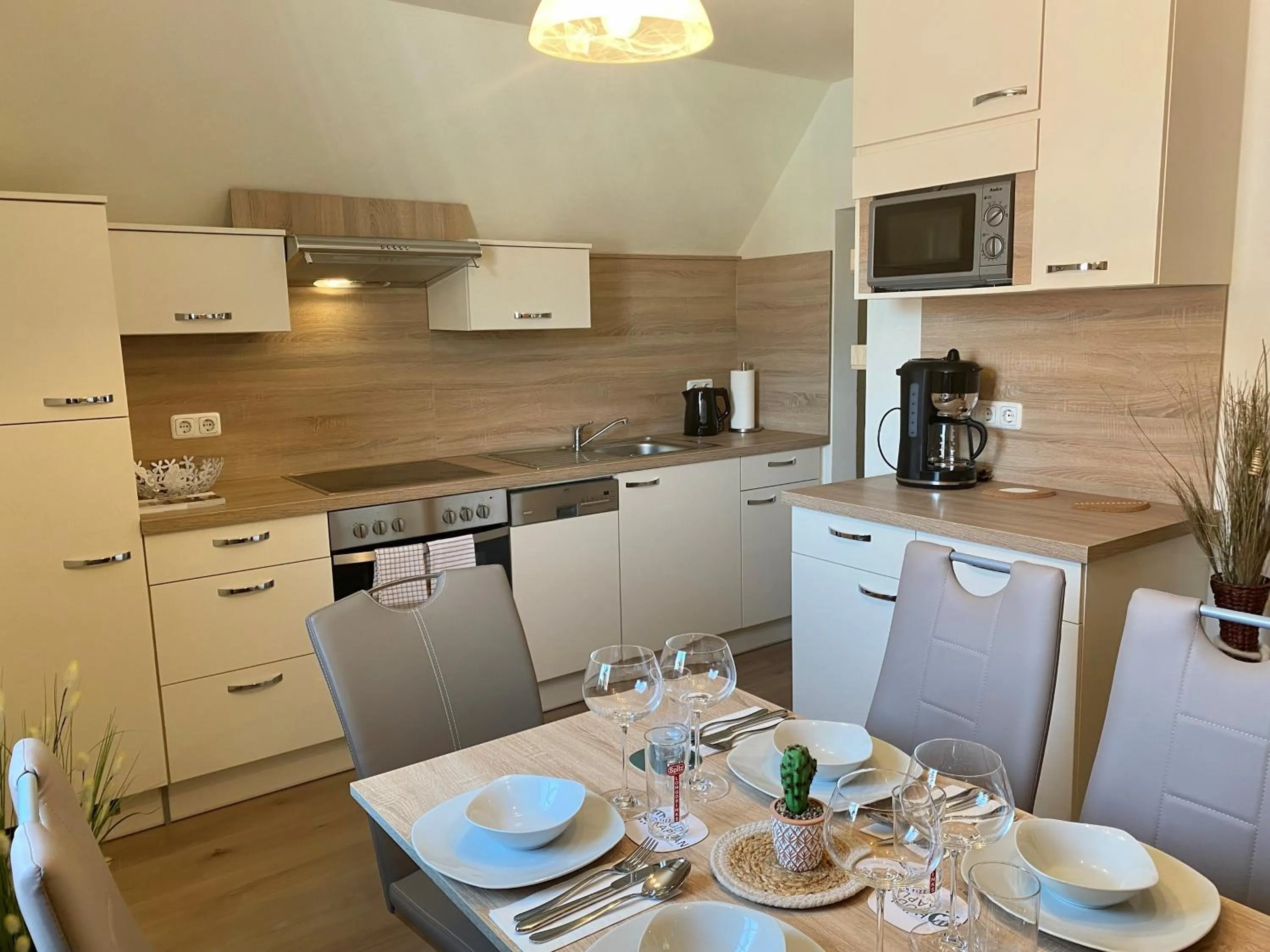 Coffee/tea facilities in Hotel & Wirtshaus Hödl-Kaplan